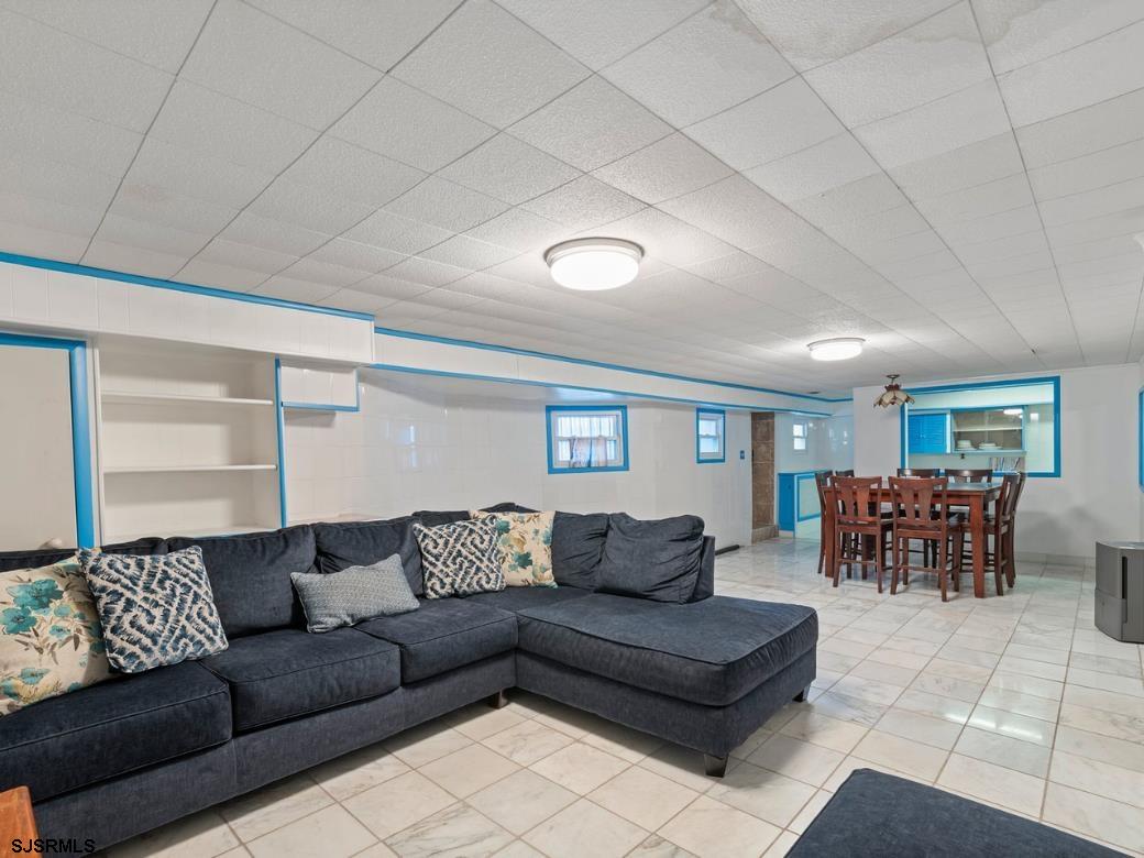 112 S Raleigh Avenue Atlantic City NJ 08401