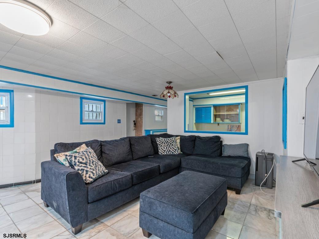 112 S Raleigh Avenue Atlantic City NJ 08401