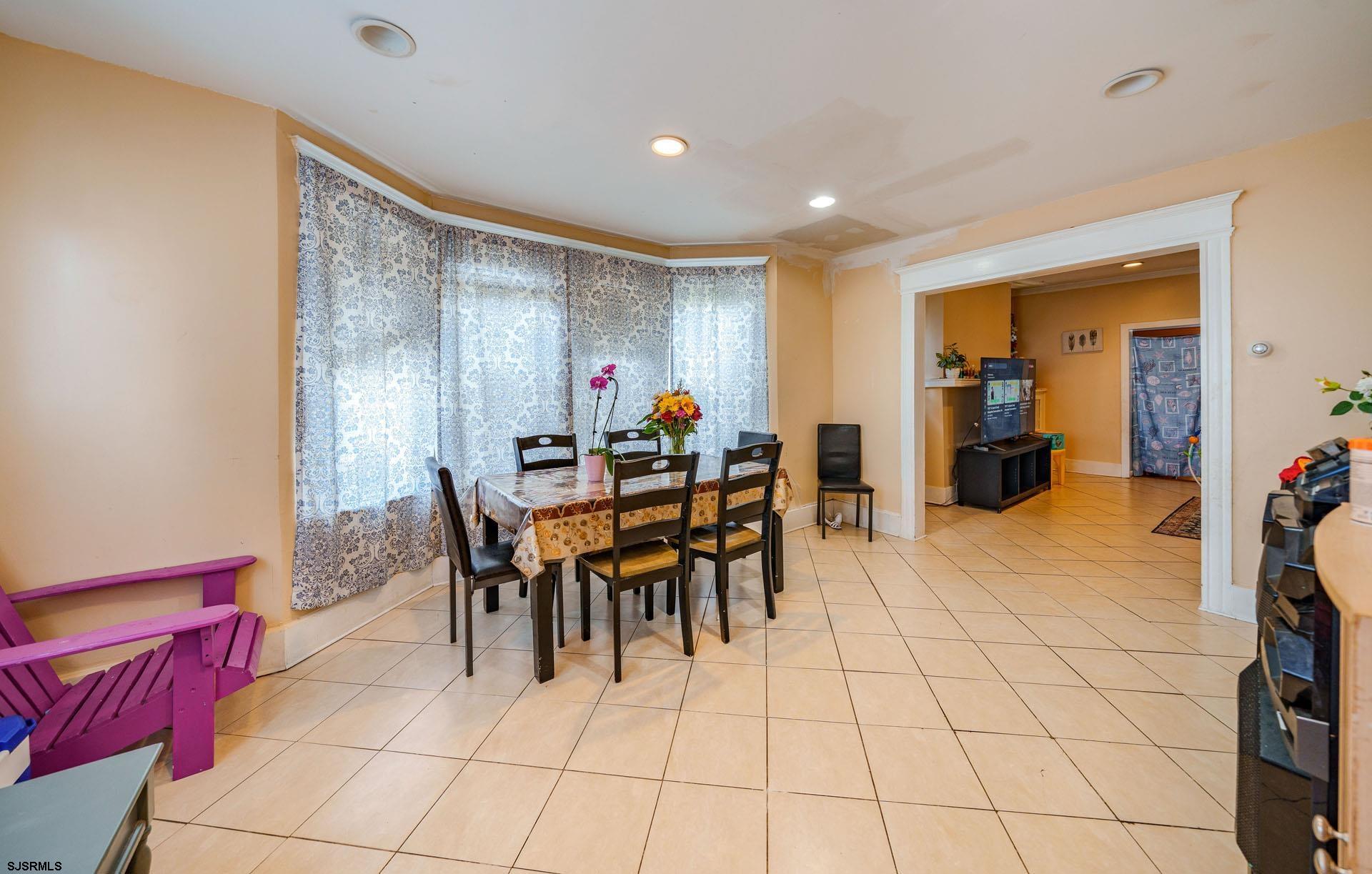 65 N Laclede Place Atlantic City NJ 08401