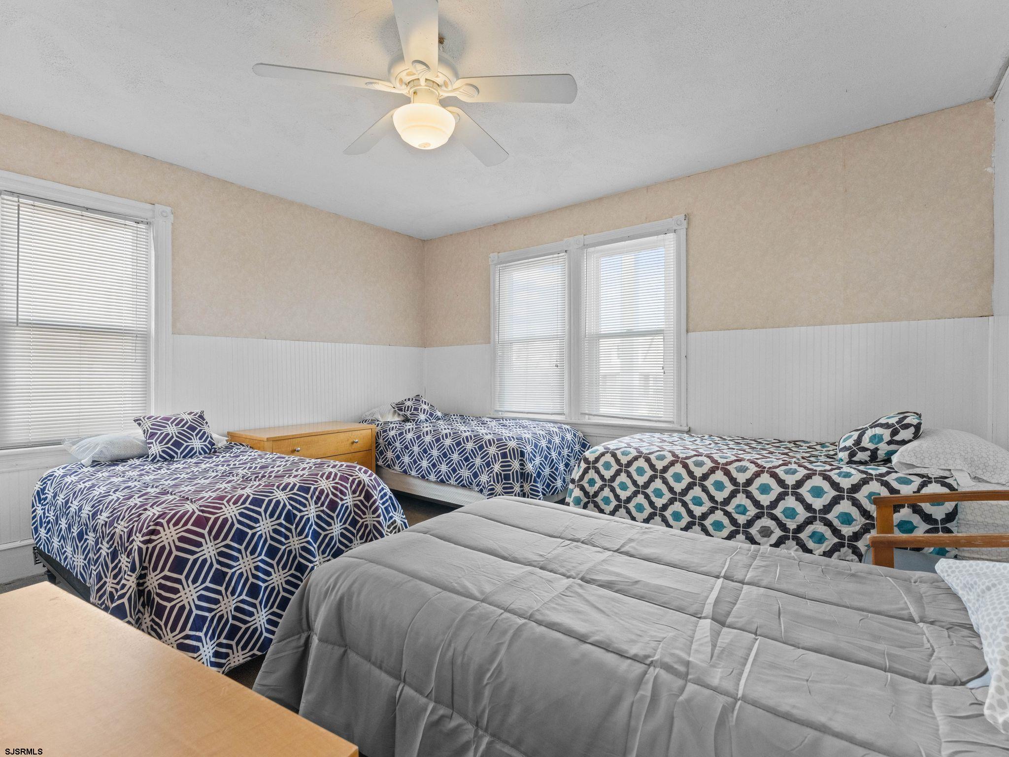 238-240 W Wildwood Avenue Wildwood NJ 08260