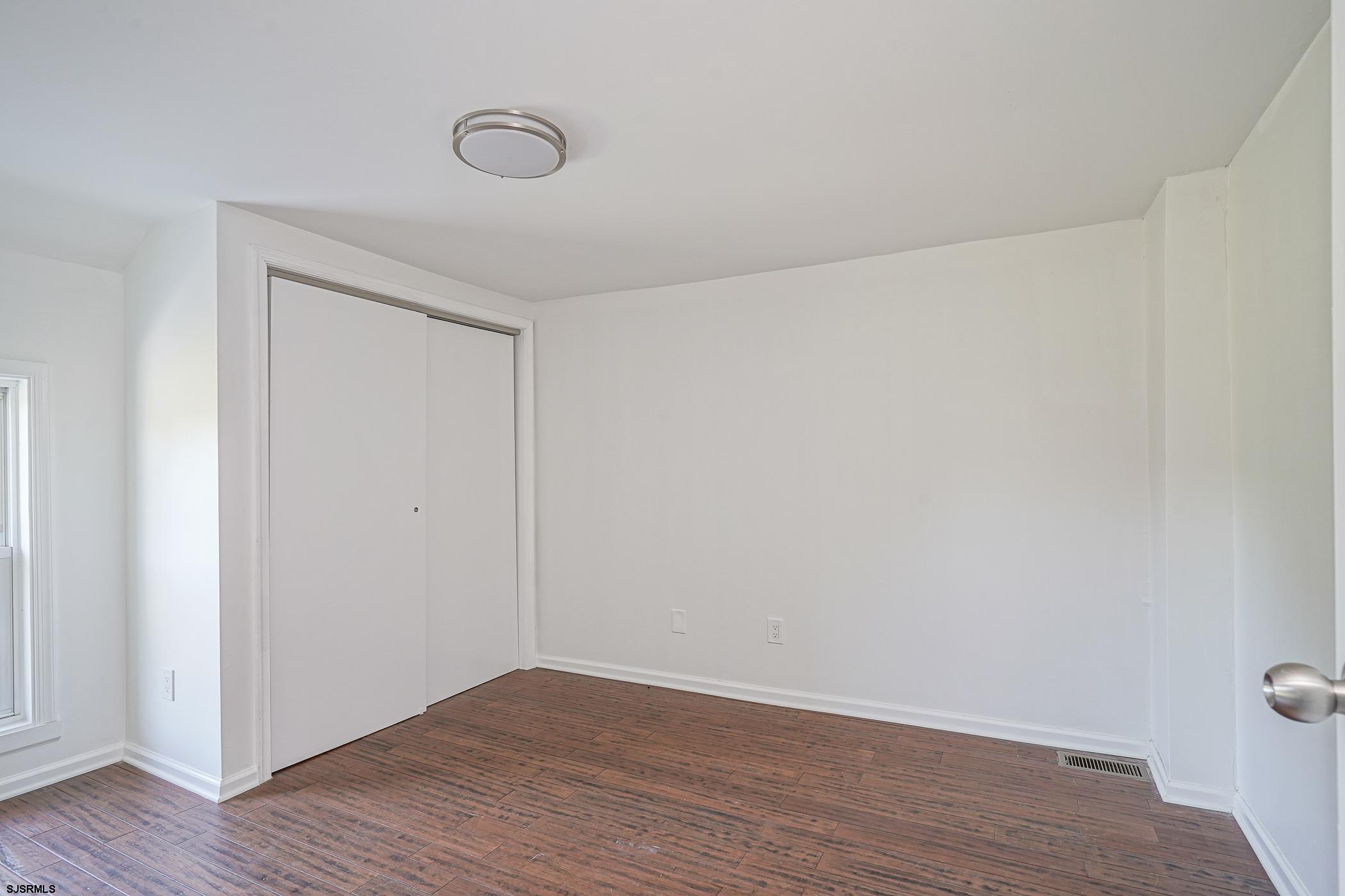 264 E Sherman Avenue Vineland NJ 08360