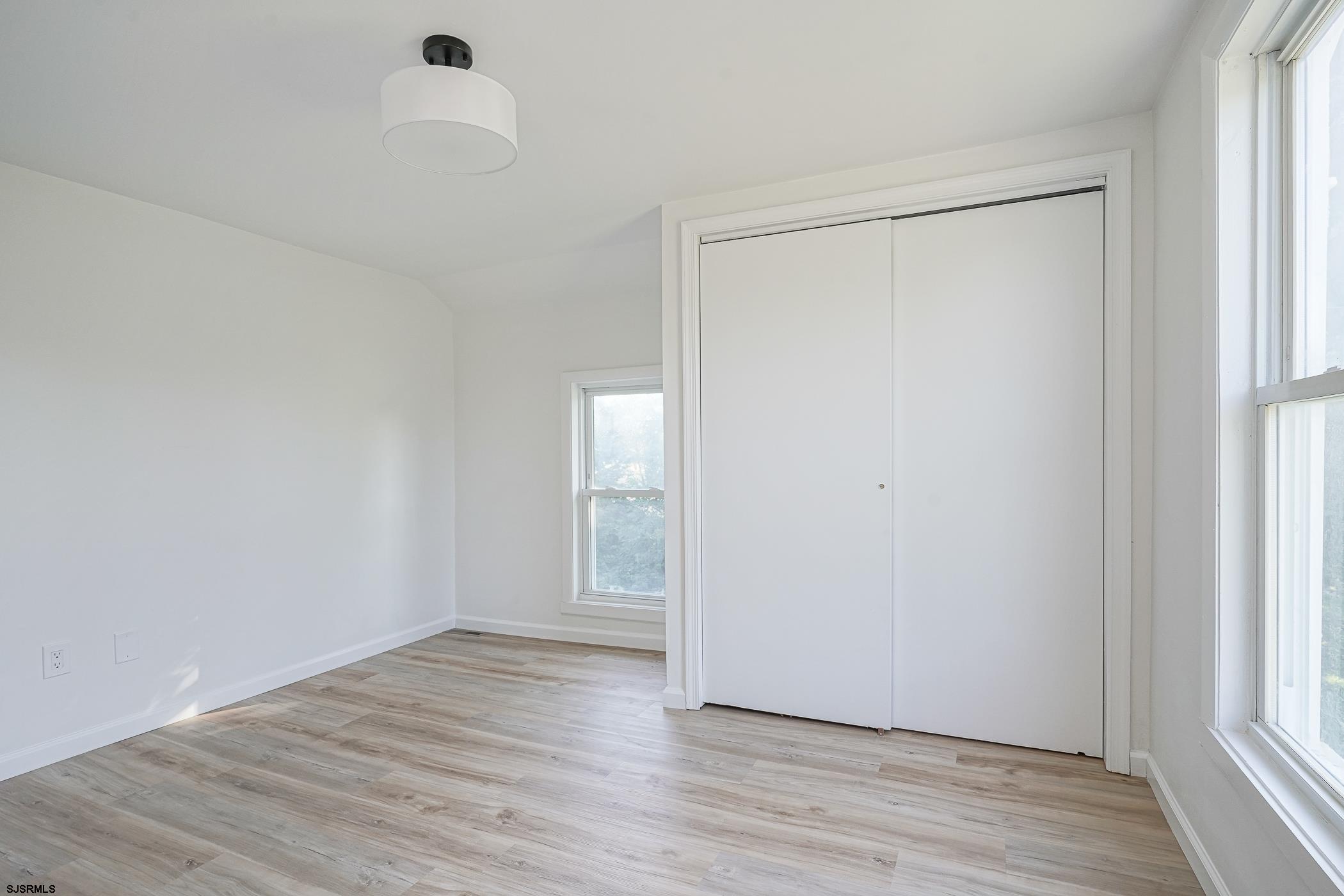 264 E Sherman Avenue Vineland NJ 08360