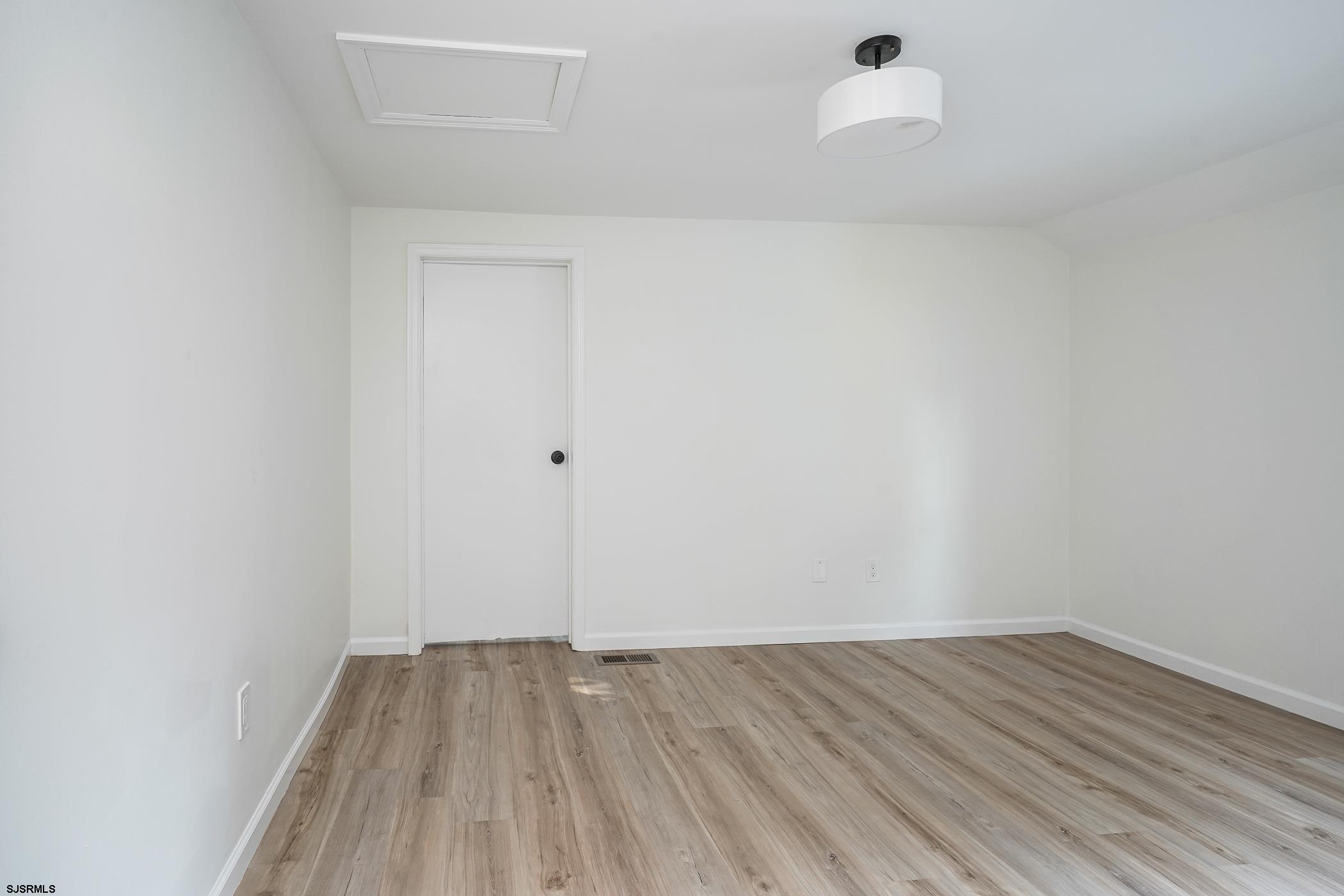 264 E Sherman Avenue Vineland NJ 08360