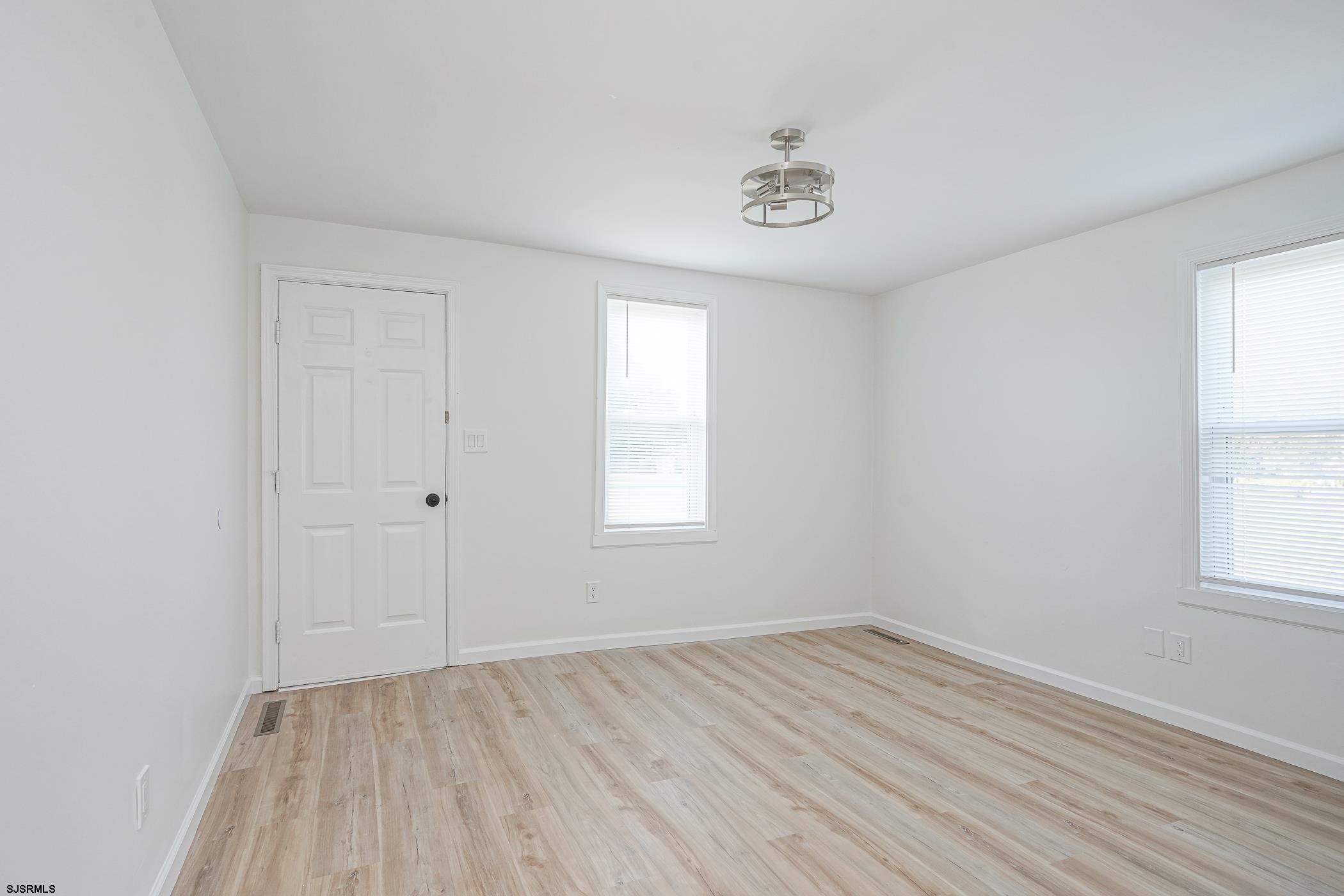 264 E Sherman Avenue Vineland NJ 08360