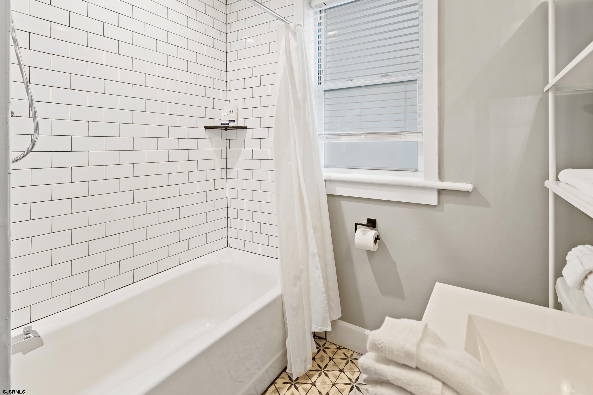 114 S Raleigh Avenue Atlantic City NJ 08401