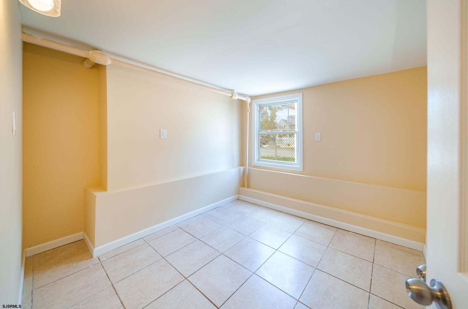 65 N Laclede Place Atlantic City NJ 08401