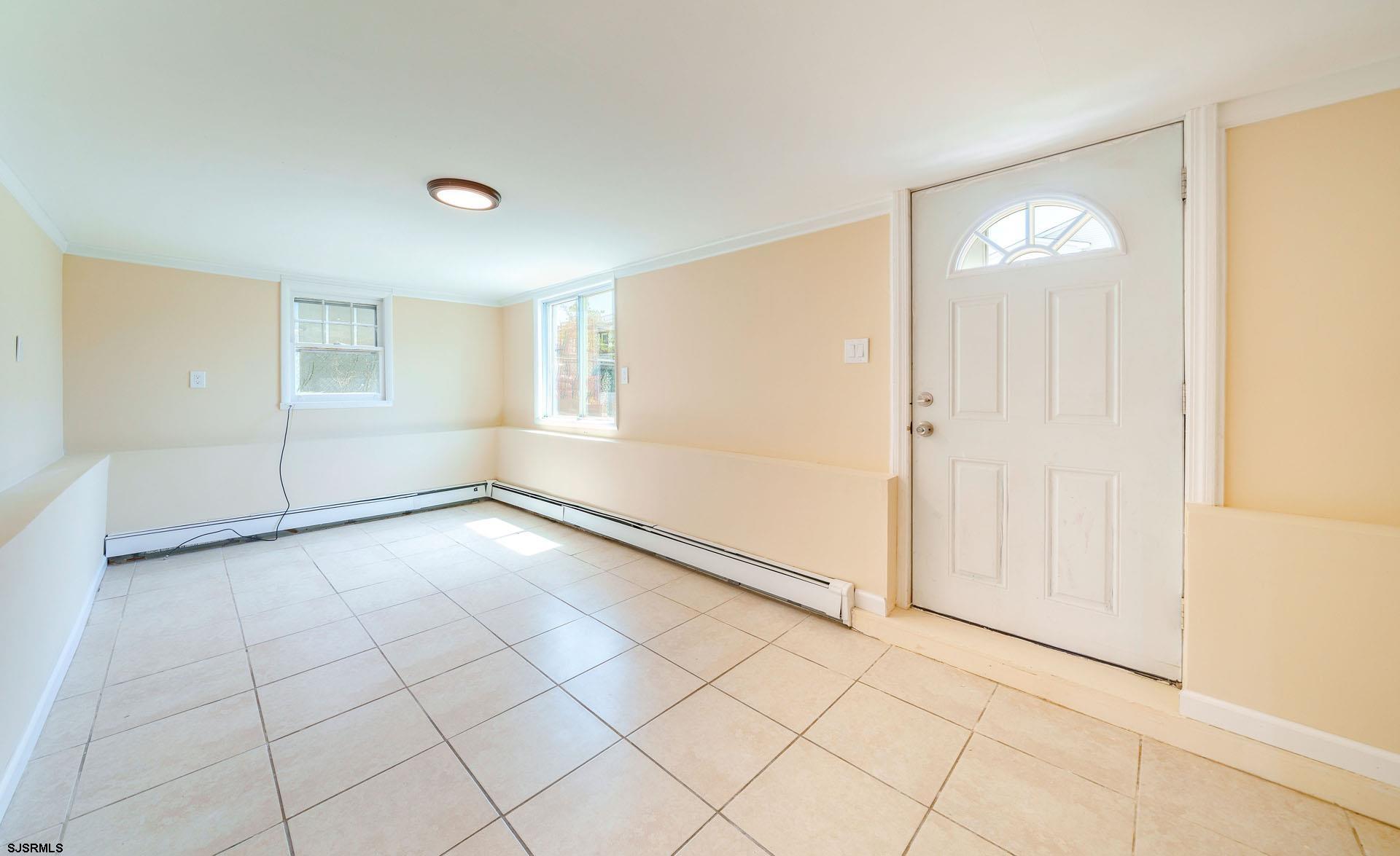 65 N Laclede Place Atlantic City NJ 08401