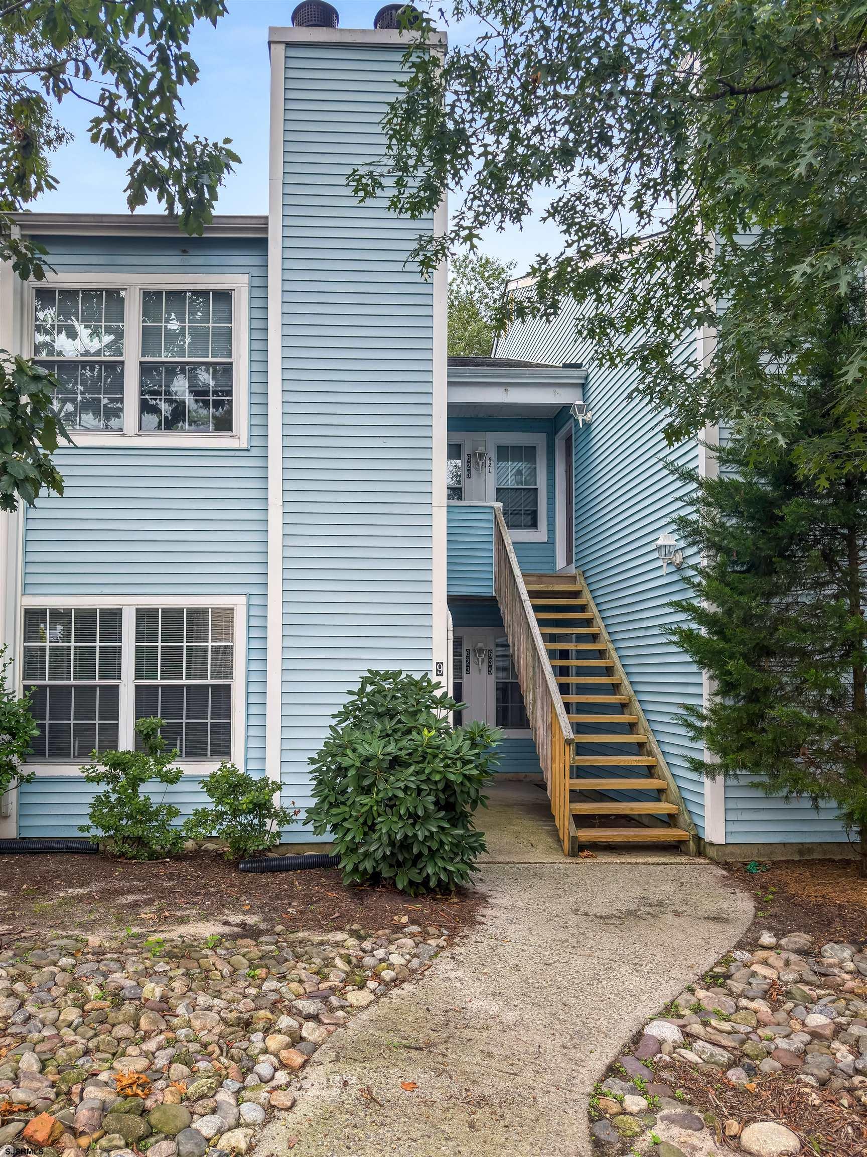 621 E Lakefront Circle Smithville NJ 08205