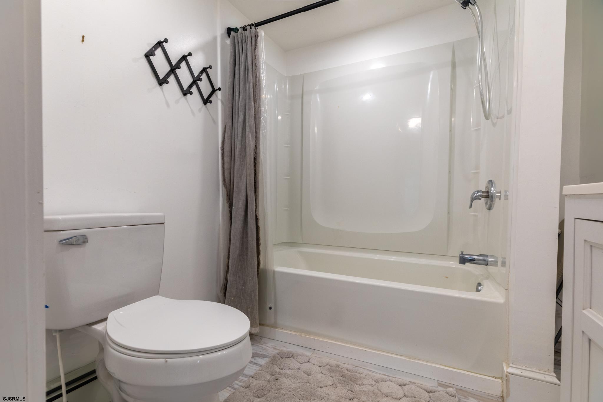 1414 Shore Road Northfield NJ 08225