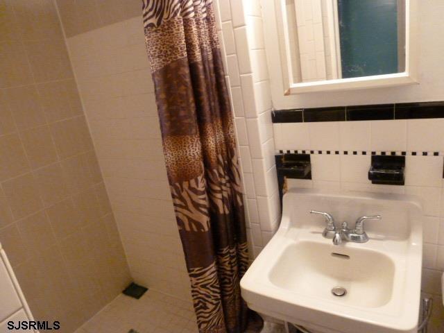 130 W Church Street Absecon NJ 08201