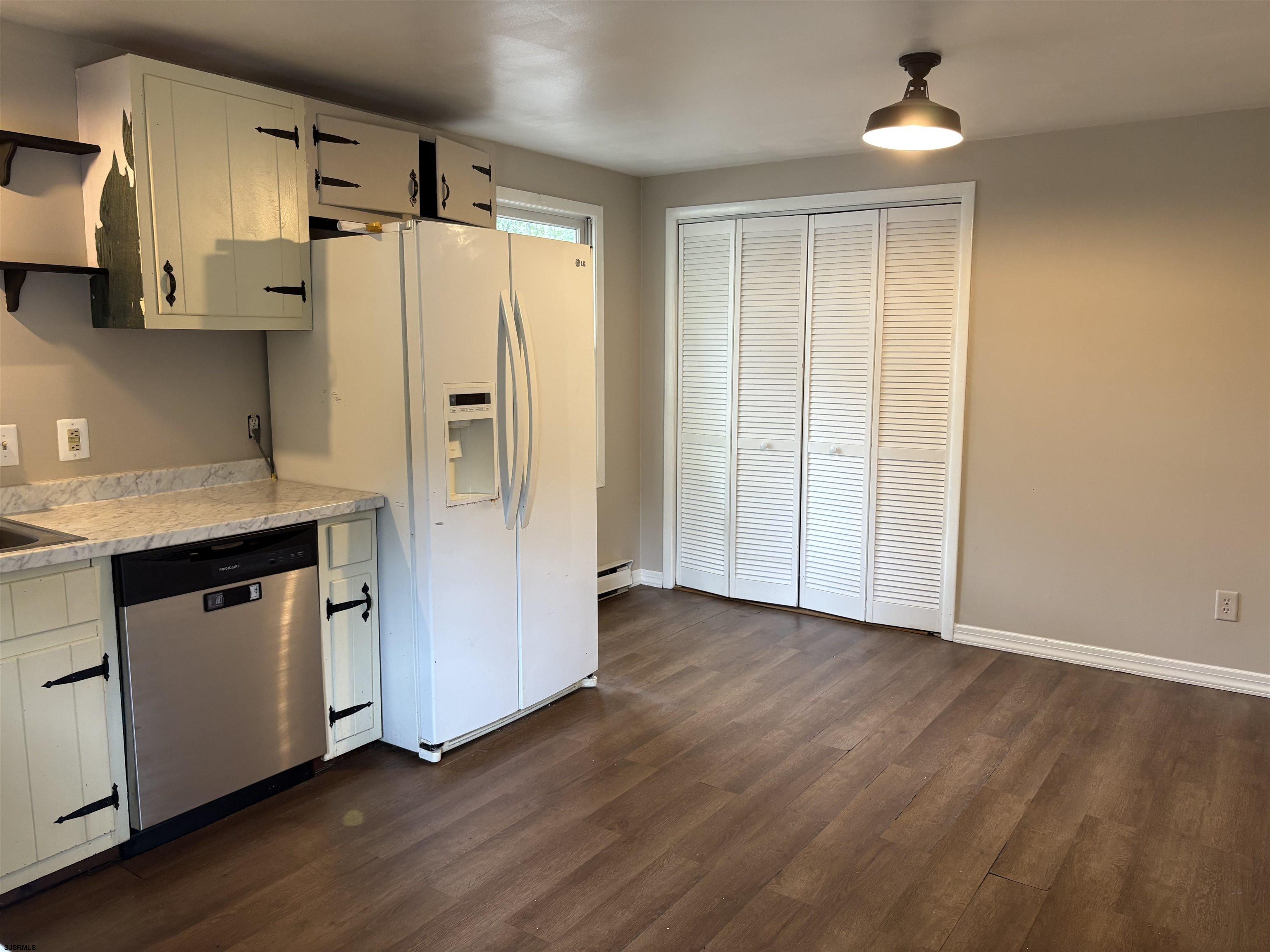 409 Spruce Avenue Galloway Township NJ 08205