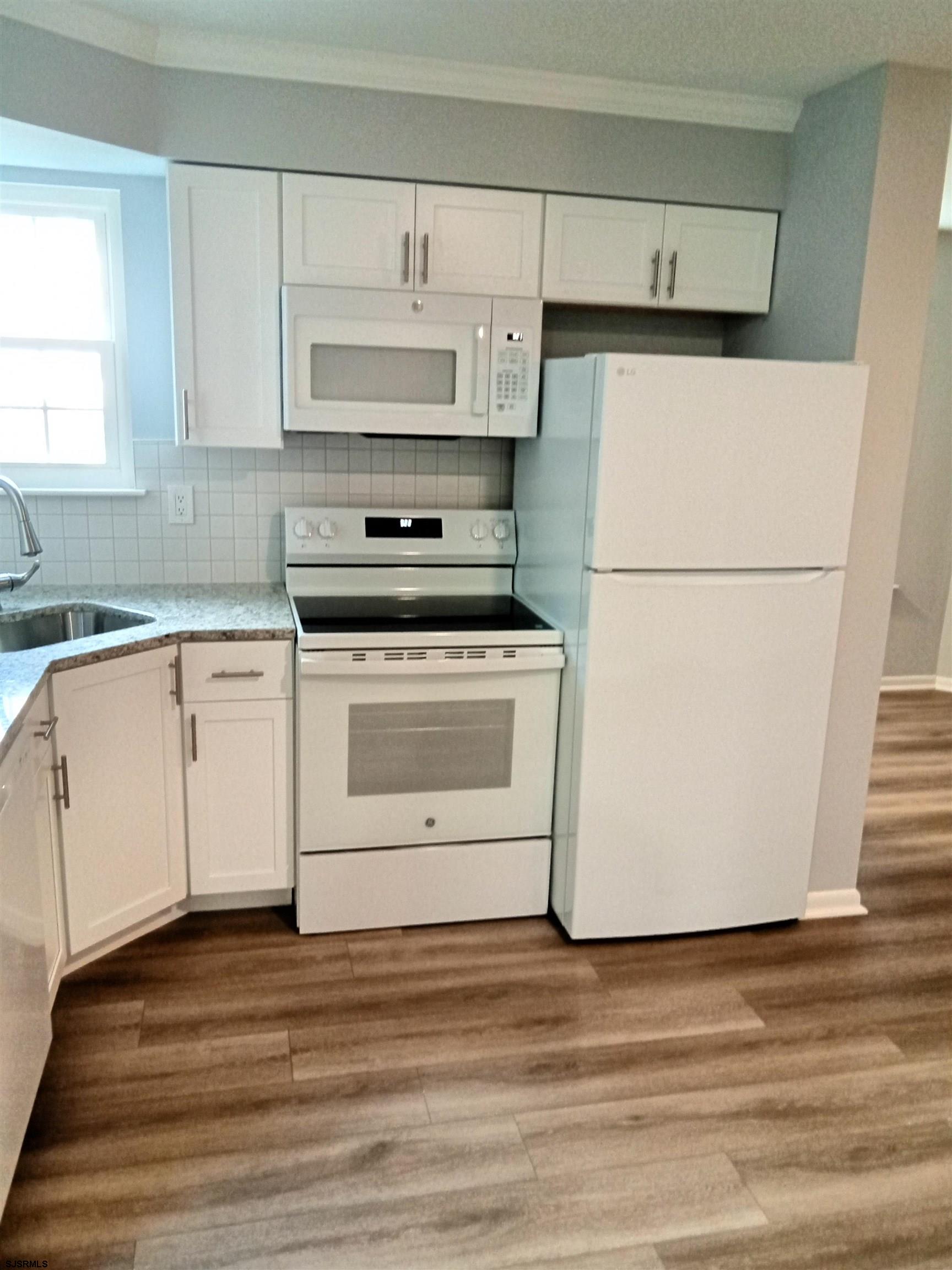 301 London Court 1 Egg Harbor Township NJ 08234
