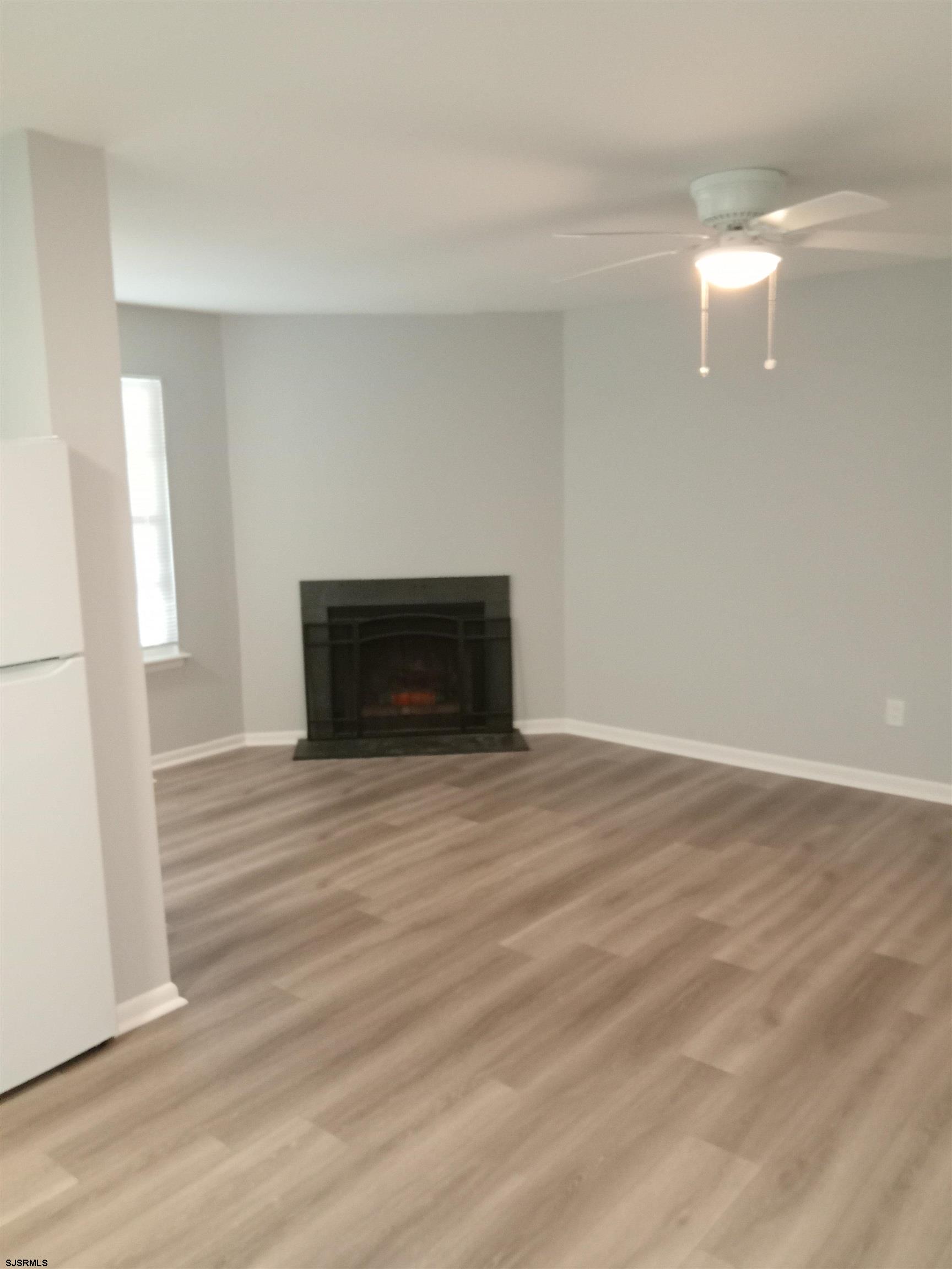 301 London Court 1 Egg Harbor Township NJ 08234