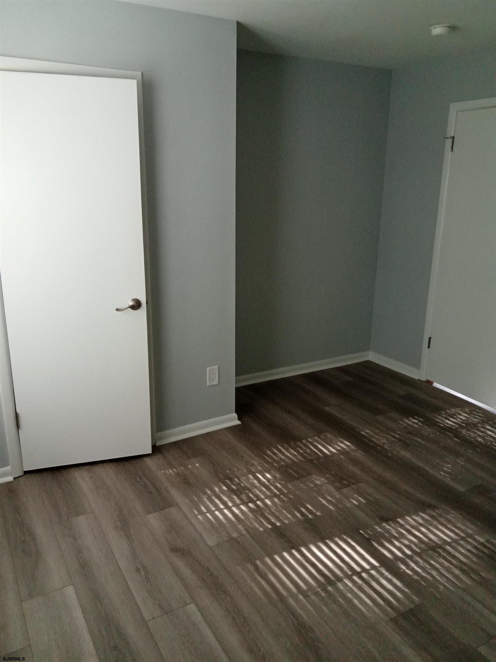 301 London Court 1 Egg Harbor Township NJ 08234