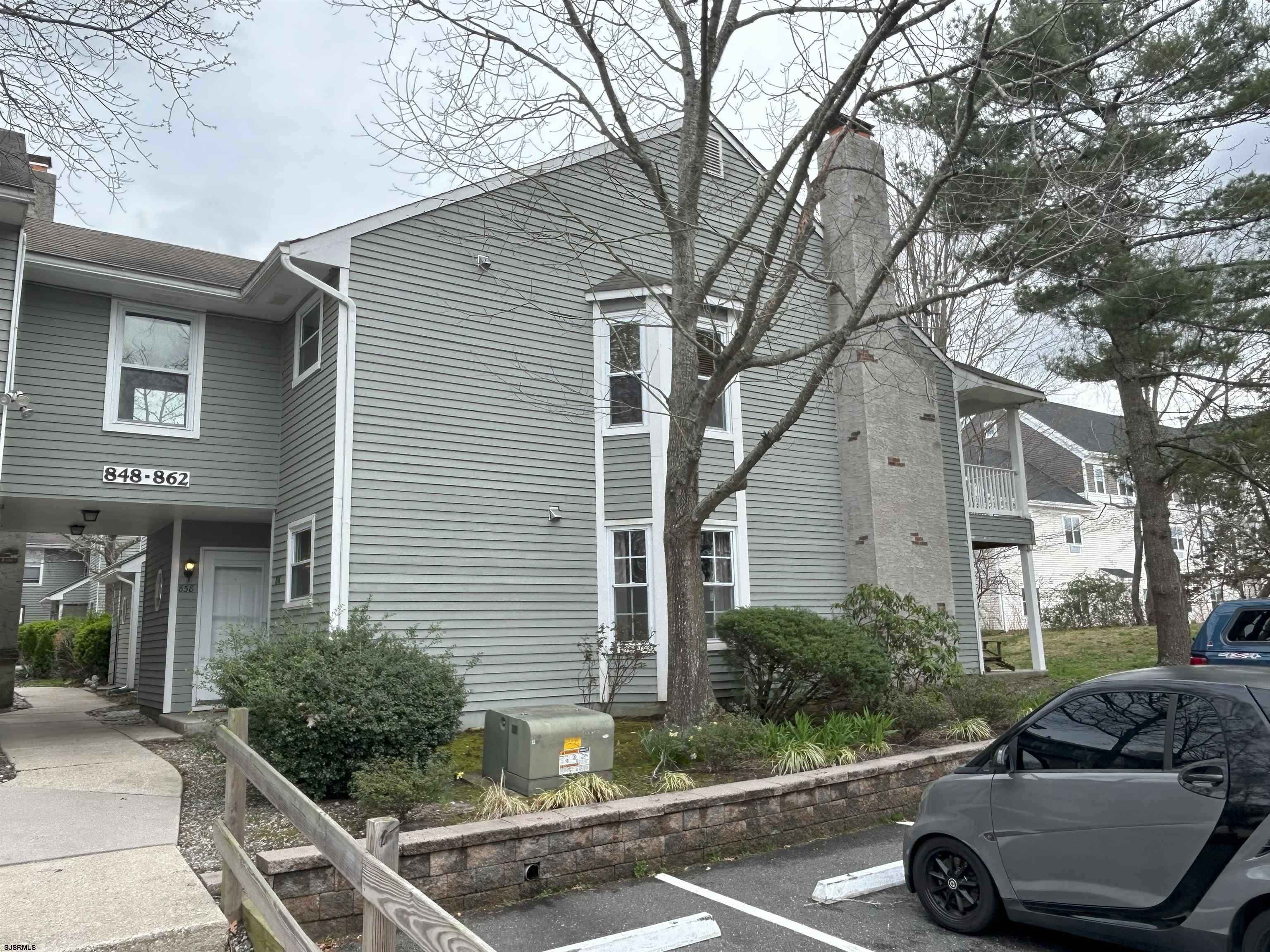 858 E Fishers Creek Road Smithville NJ 08205