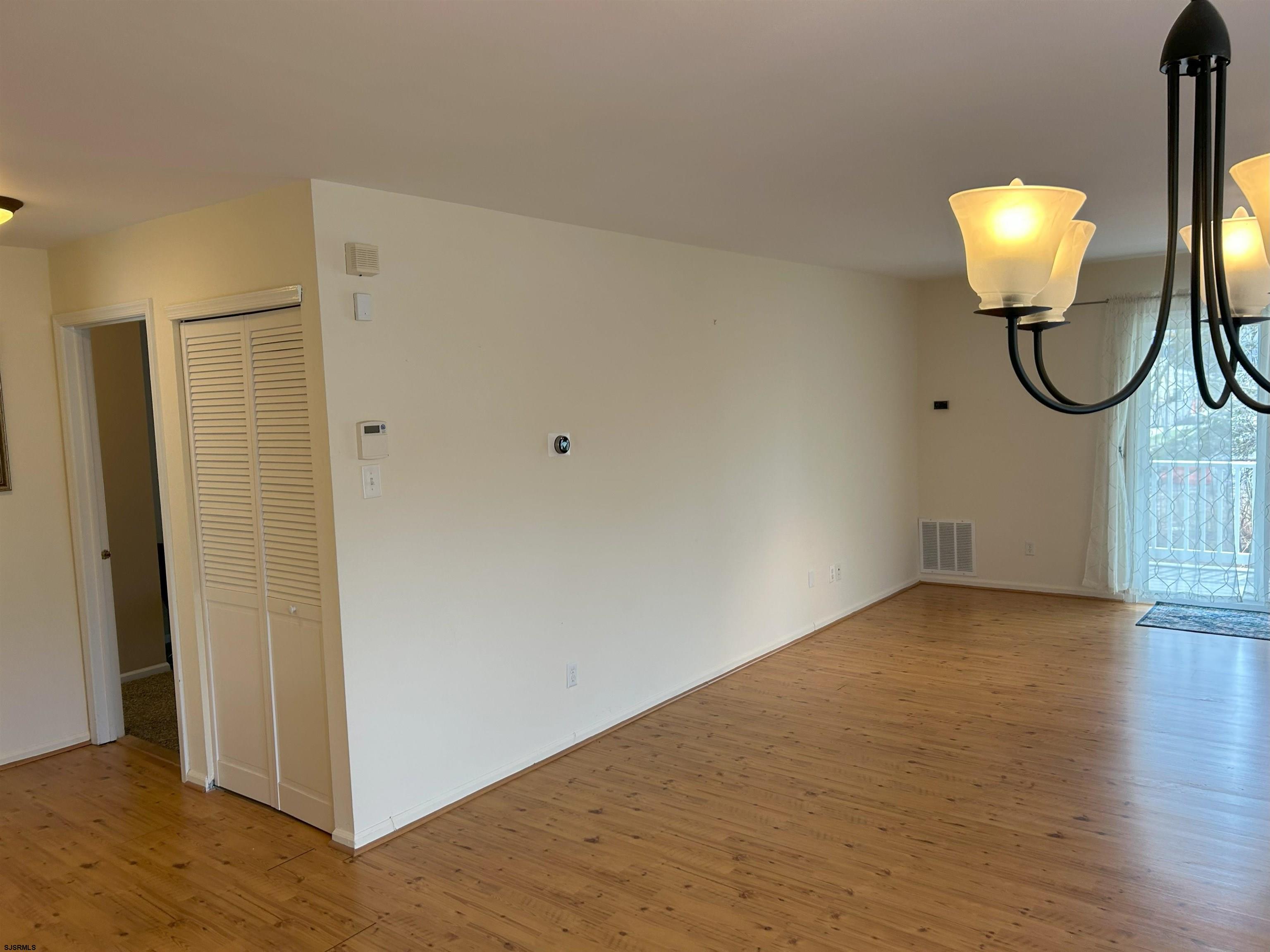 858 E Fishers Creek Road Smithville NJ 08205