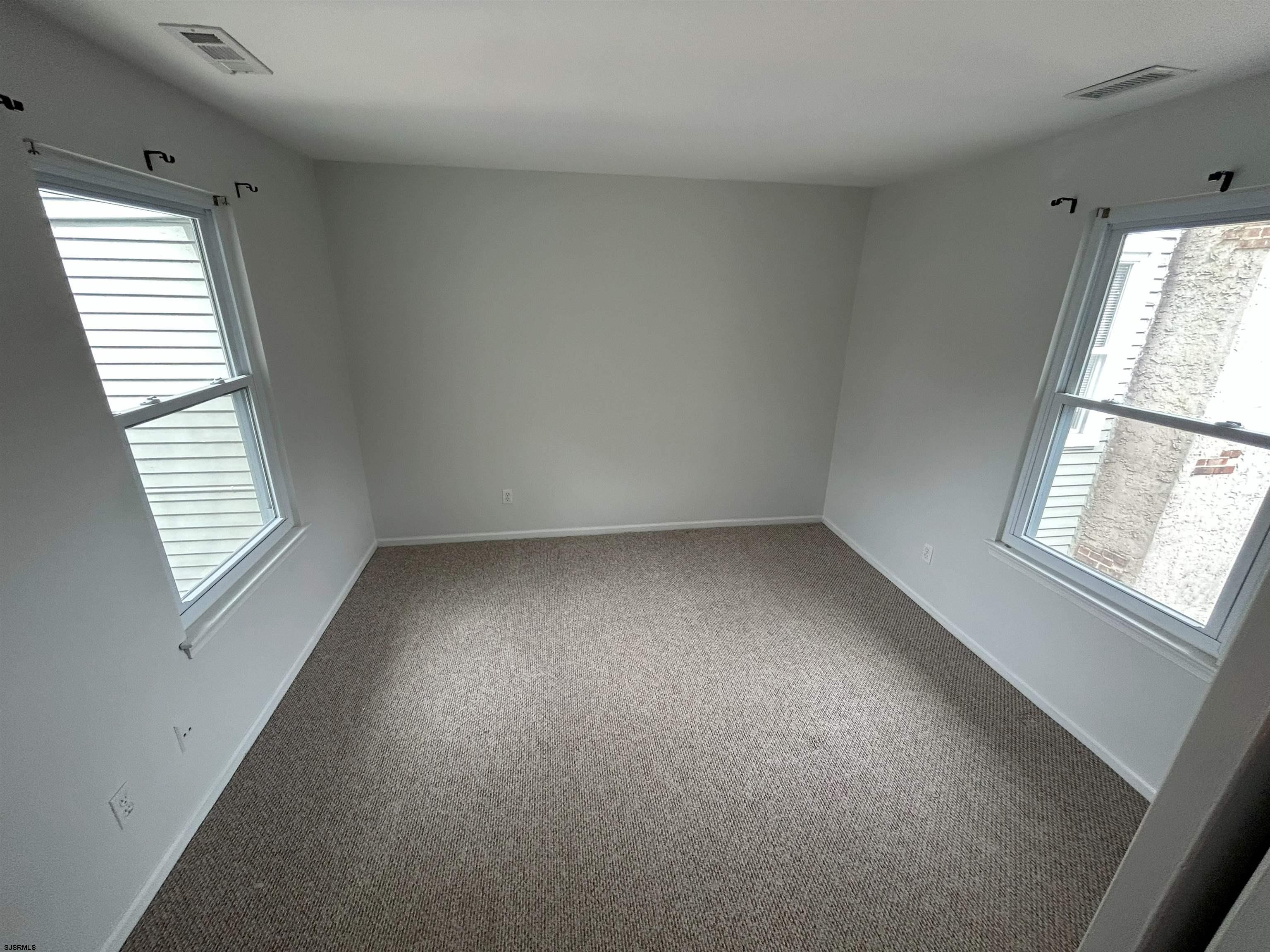 858 E Fishers Creek Road Smithville NJ 08205