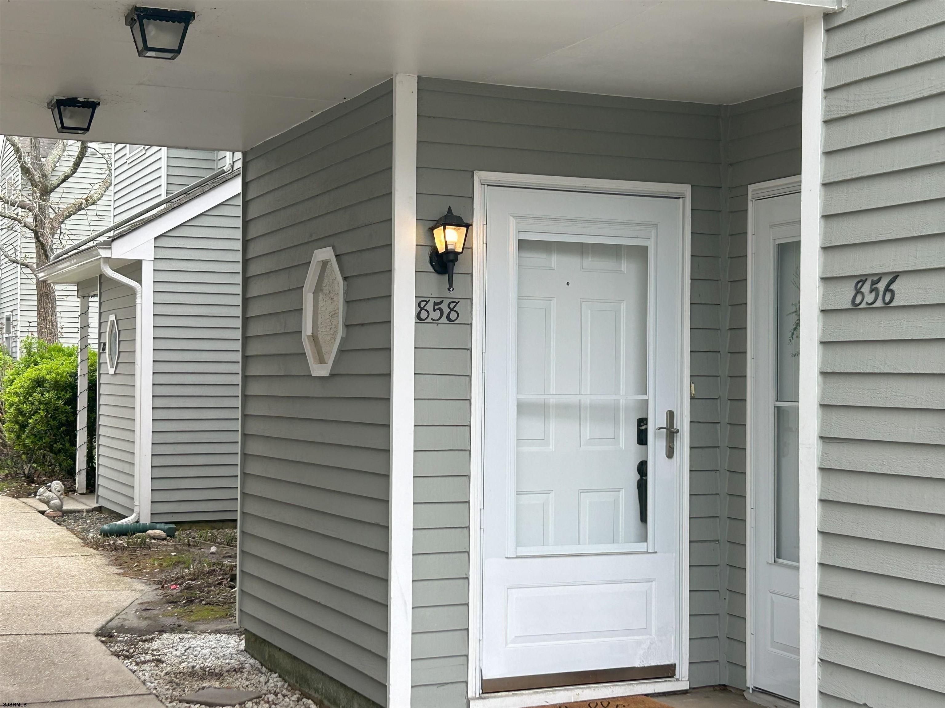 858 E Fishers Creek Road Smithville NJ 08205