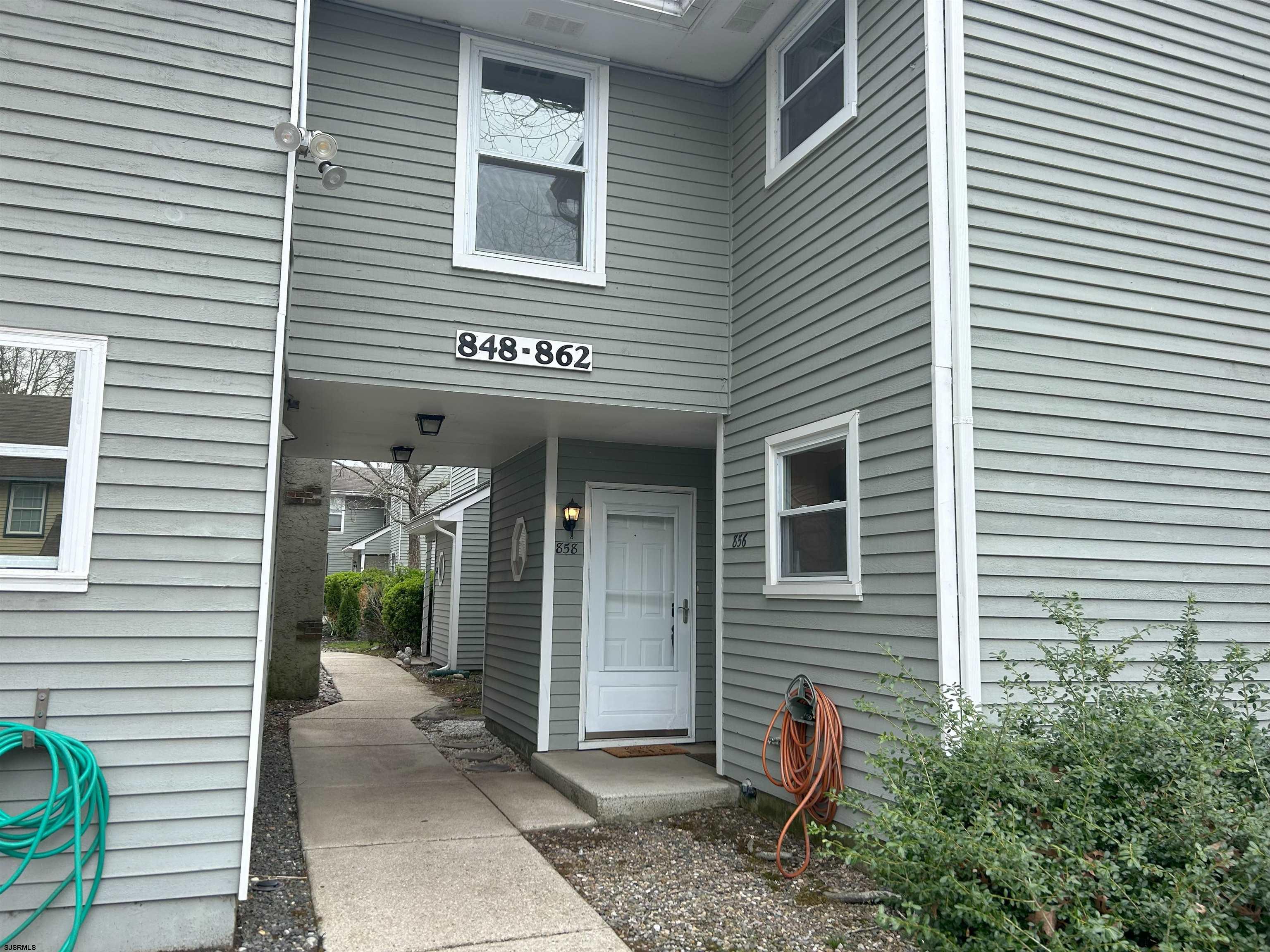 858 E Fishers Creek Road Smithville NJ 08205