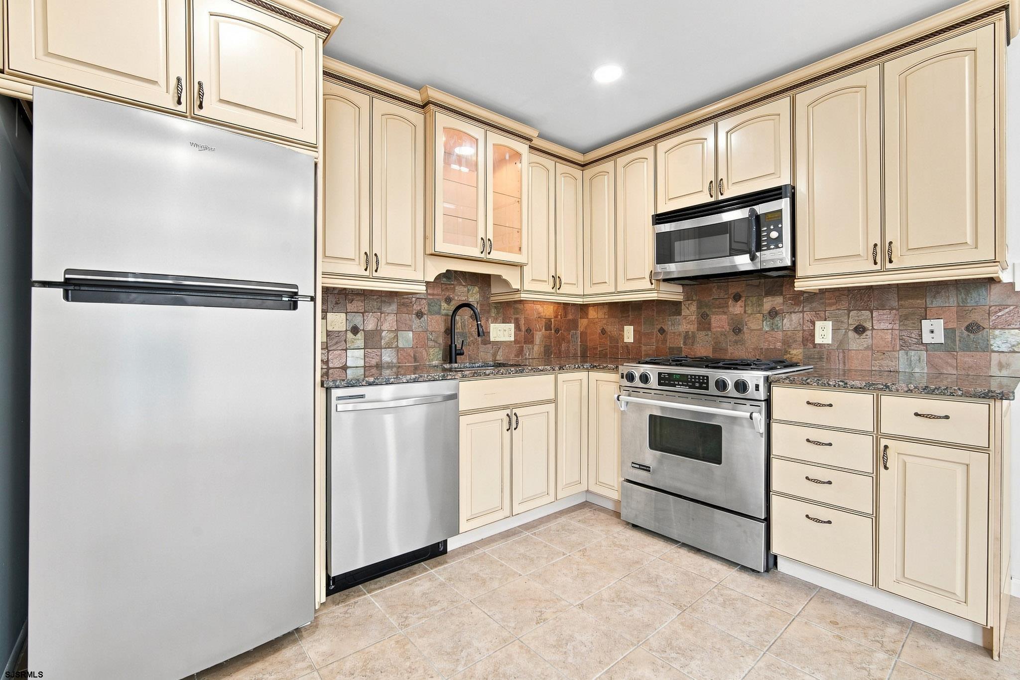 526 Lafayette Boulevard Brigantine NJ 08203