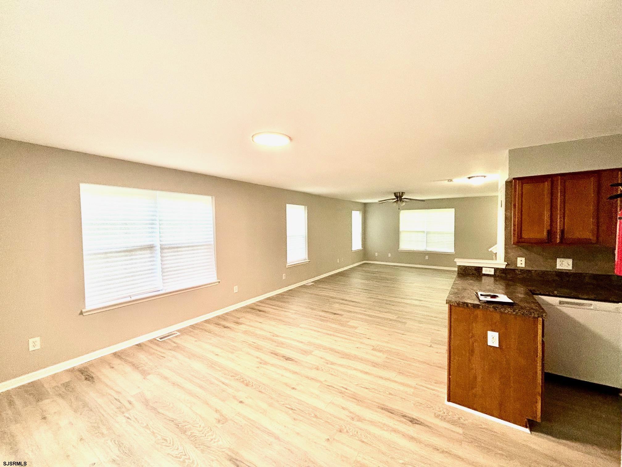 27 Oyster Bay Absecon NJ 08201