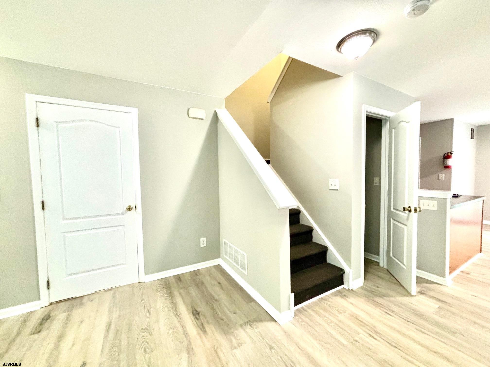 27 Oyster Bay Absecon NJ 08201