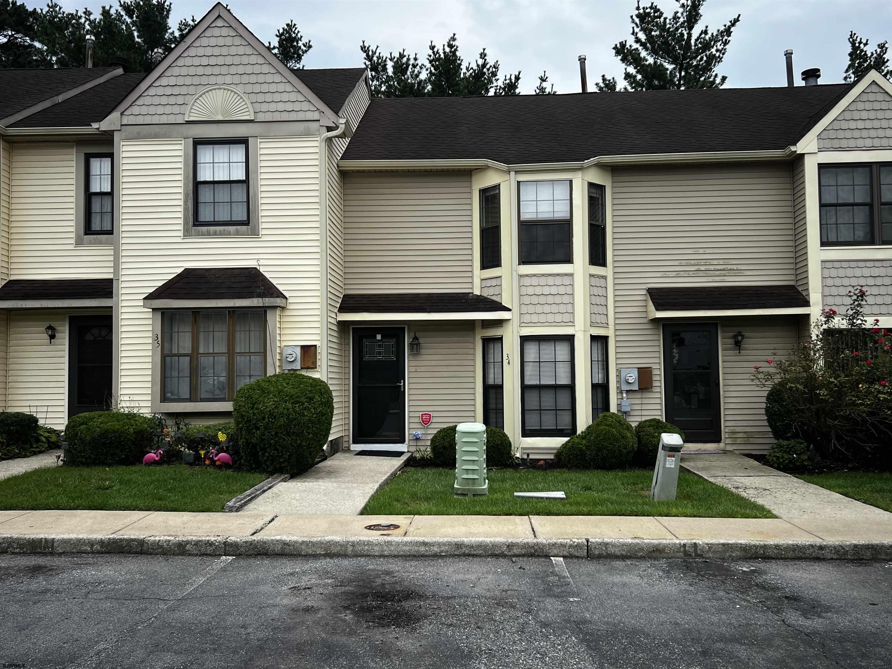 34 Cambridge Townhouse Drive Egg Harbor Township NJ 08234