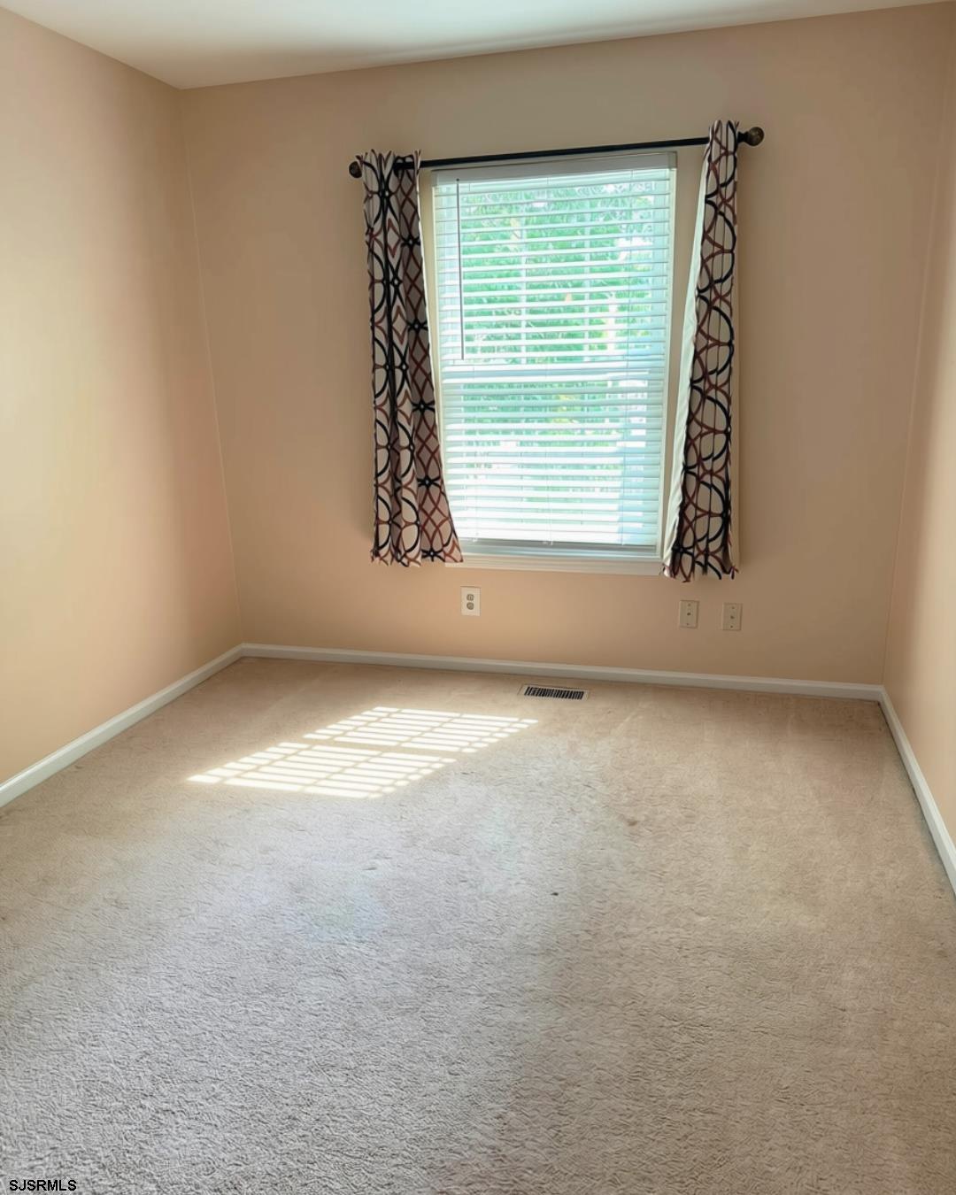 419 S Yam Avenue Galloway Township NJ 08205-4653