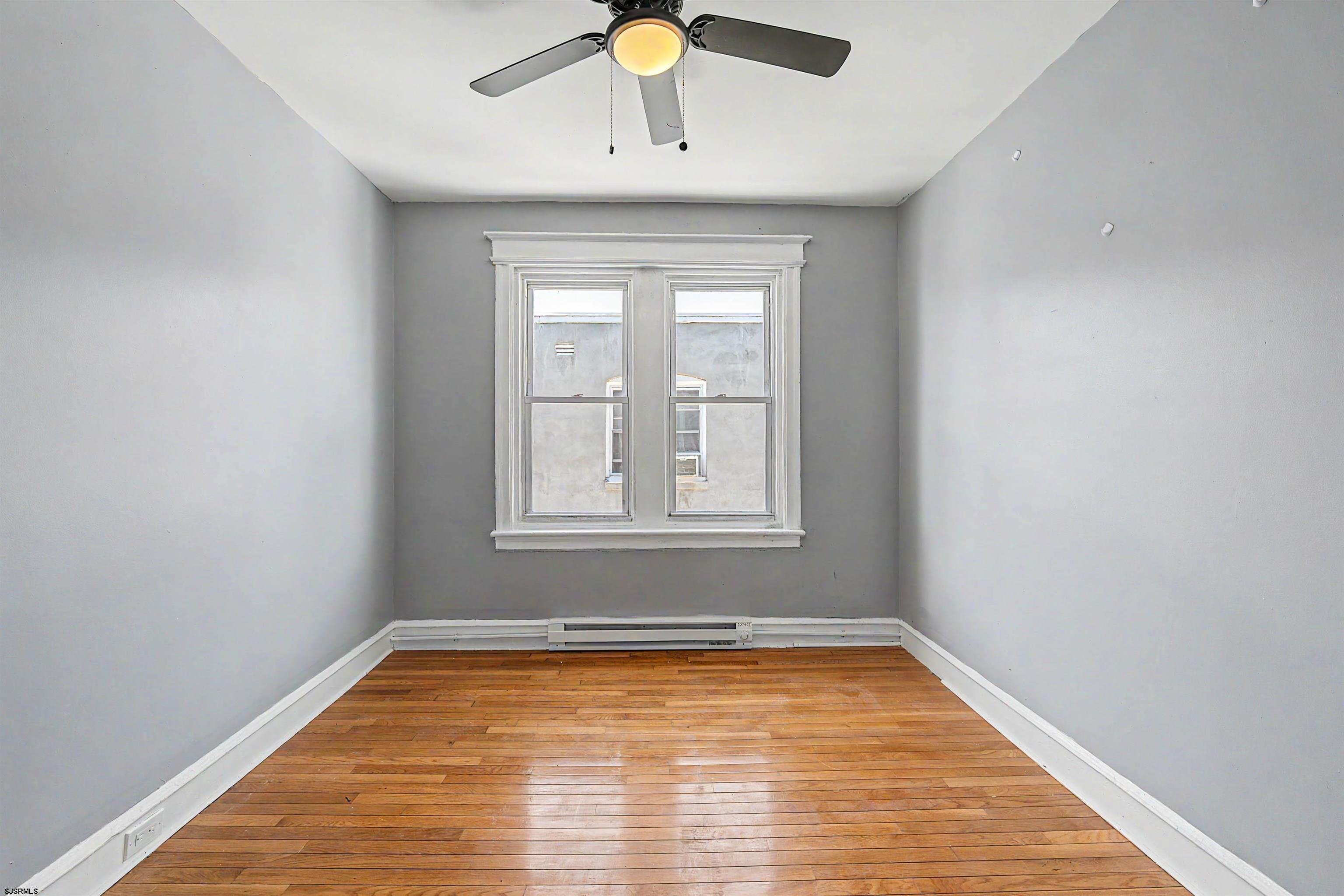 121 N Kingston Avenue Atlantic City NJ 08401