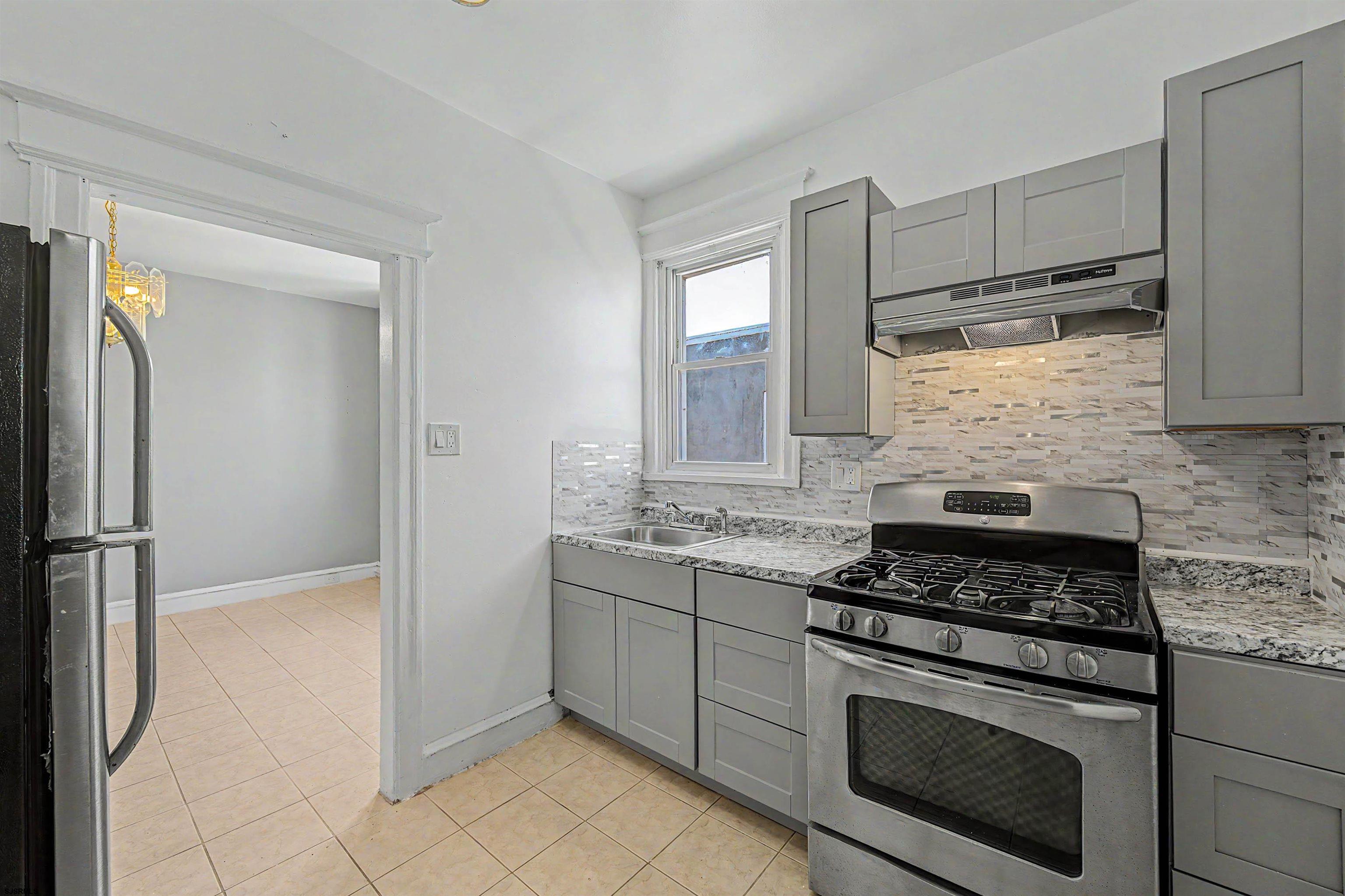 121 N Kingston Avenue Atlantic City NJ 08401