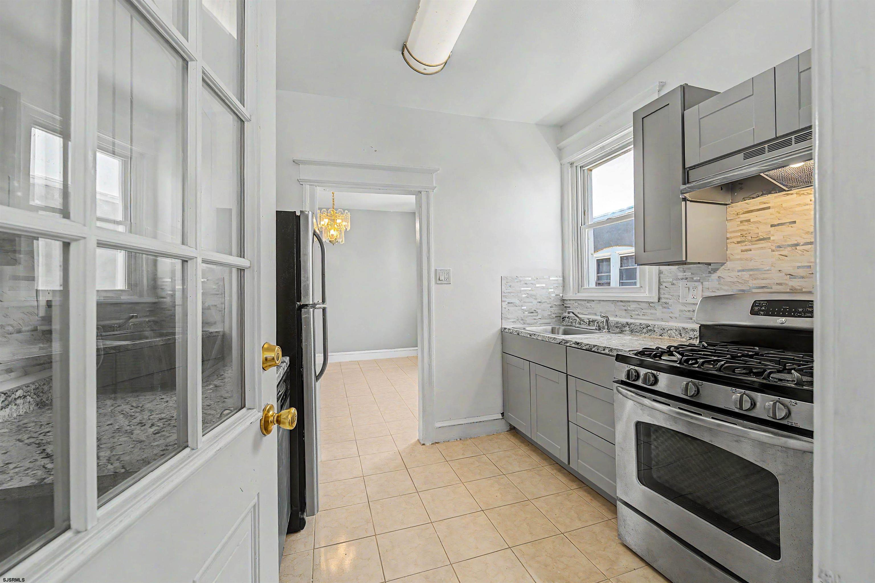 121 N Kingston Avenue Atlantic City NJ 08401