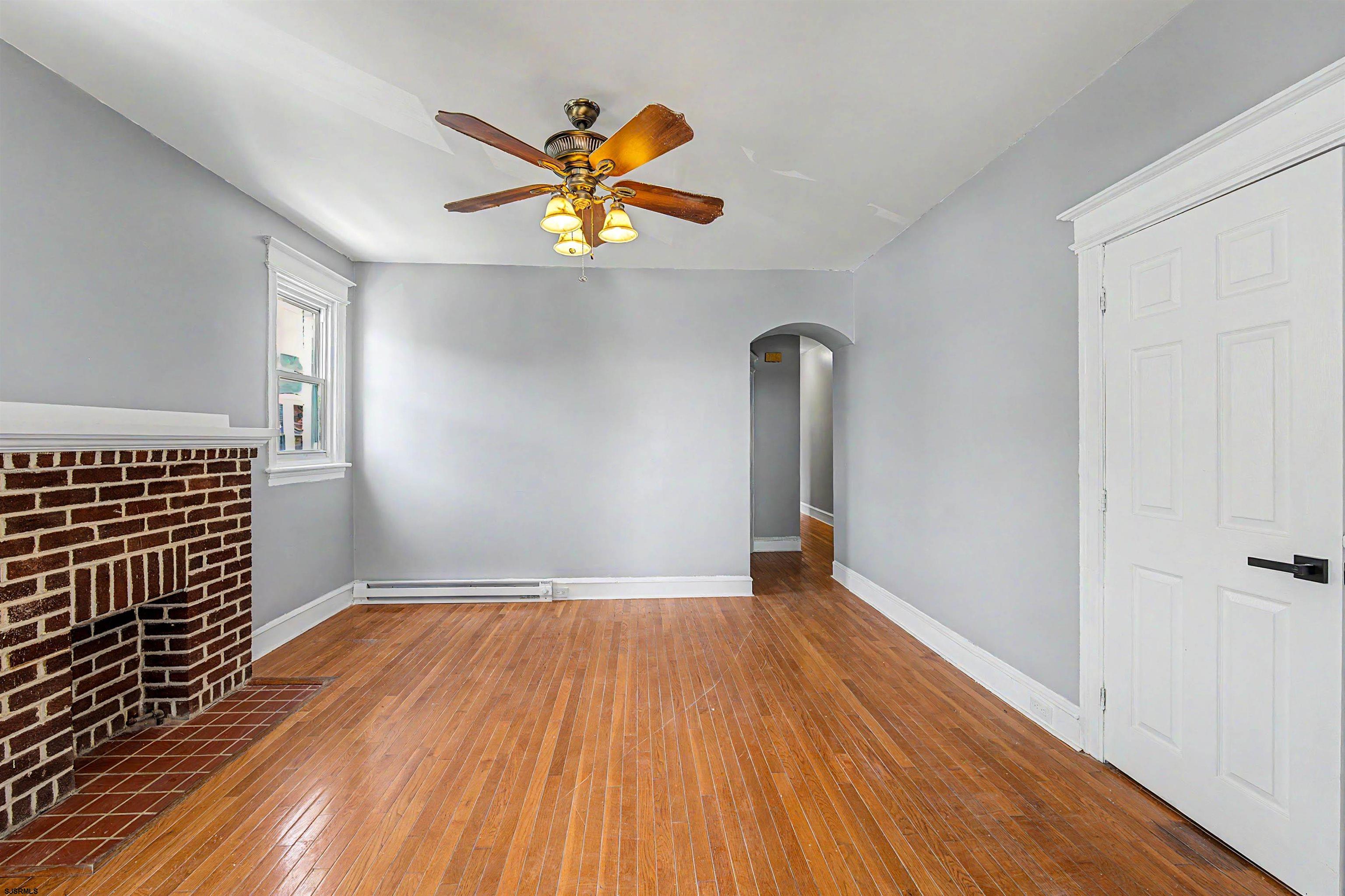 121 N Kingston Avenue Atlantic City NJ 08401