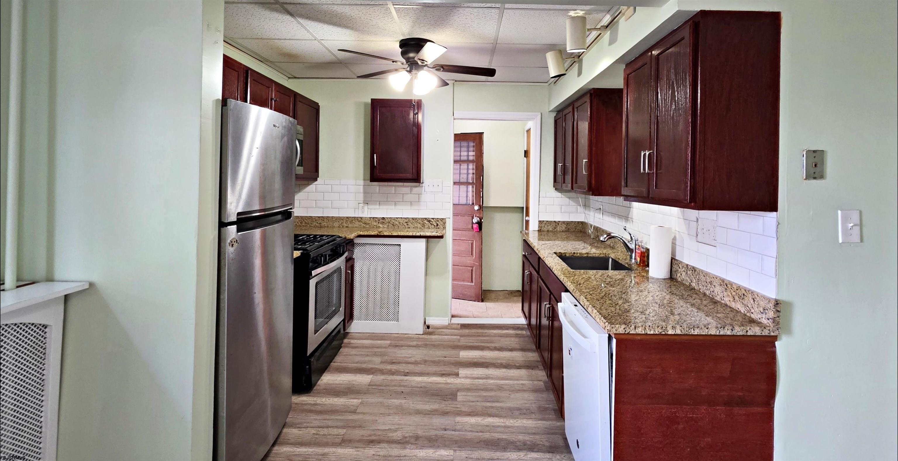 125 N Kingston Avenue Atlantic City NJ 08401-2445