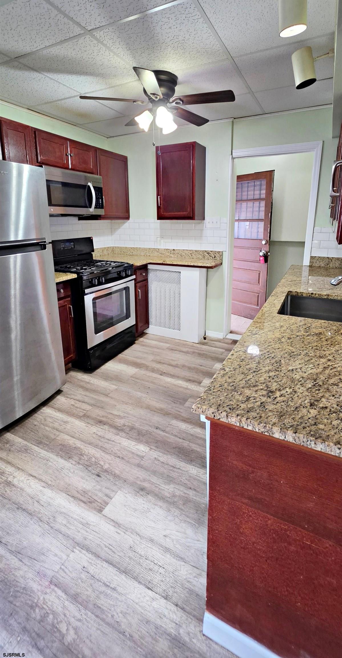 125 N Kingston Avenue Atlantic City NJ 08401-2445