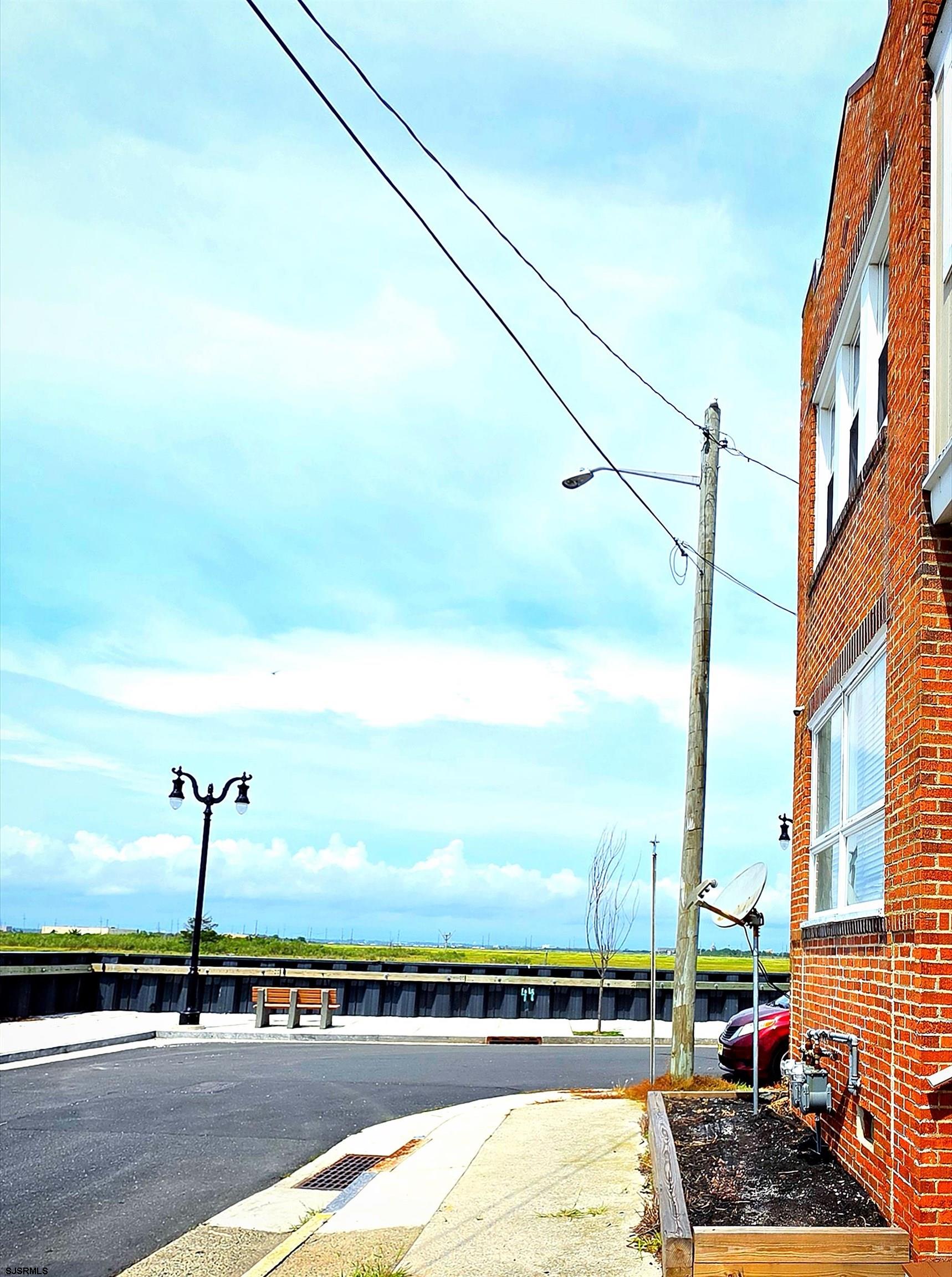 125 N Kingston Avenue Atlantic City NJ 08401-2445