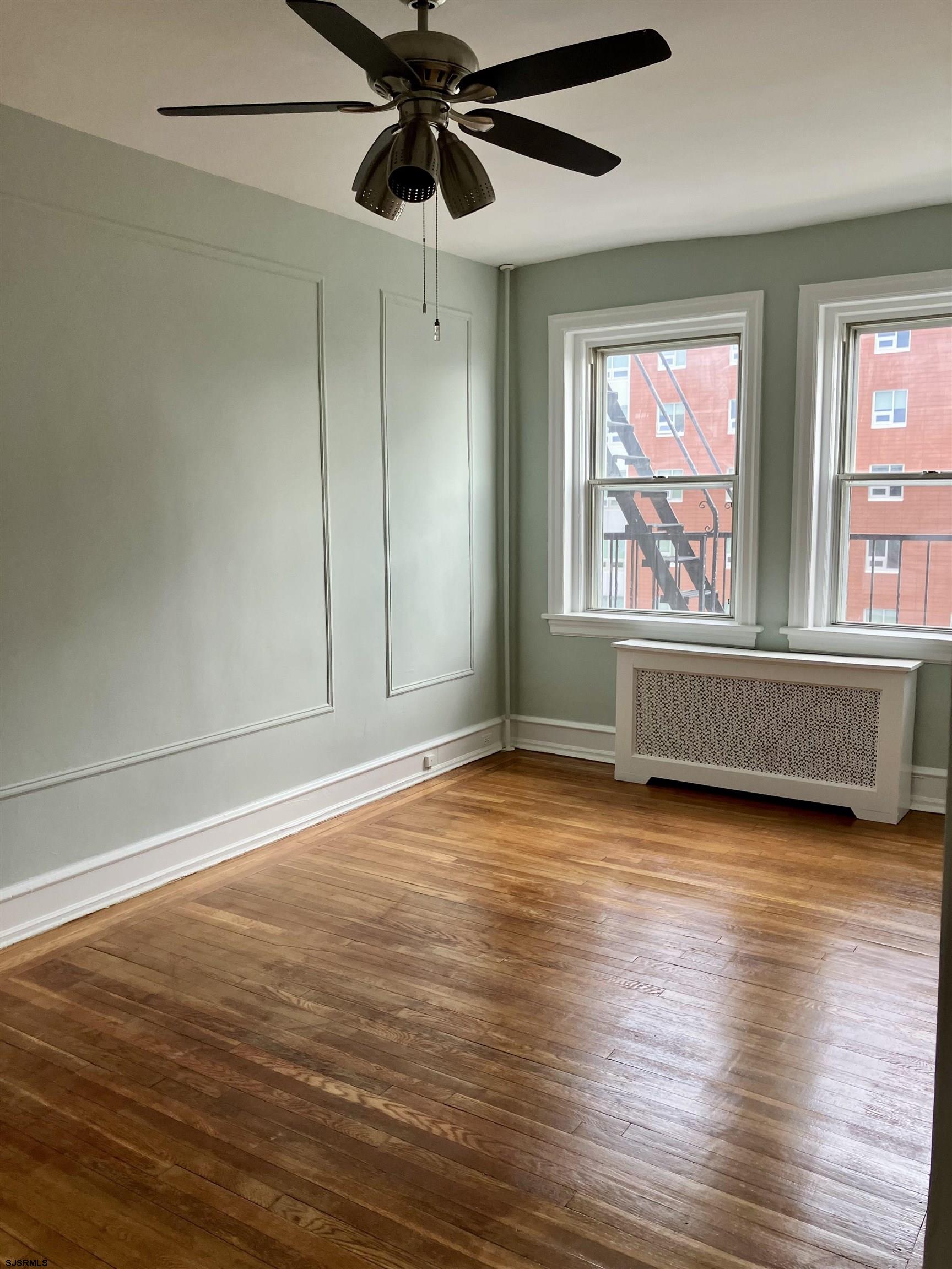 2 S Hartford Avenue Atlantic City NJ 08401