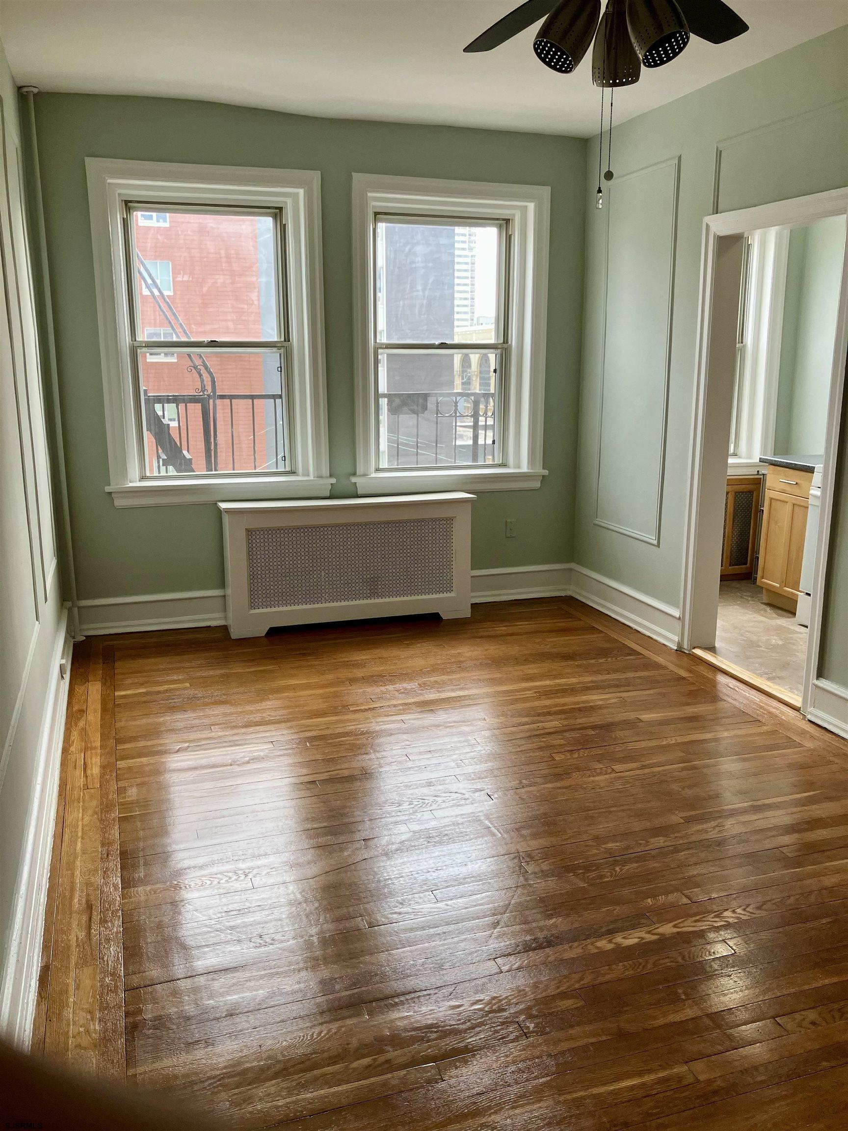 2 S Hartford Avenue Atlantic City NJ 08401