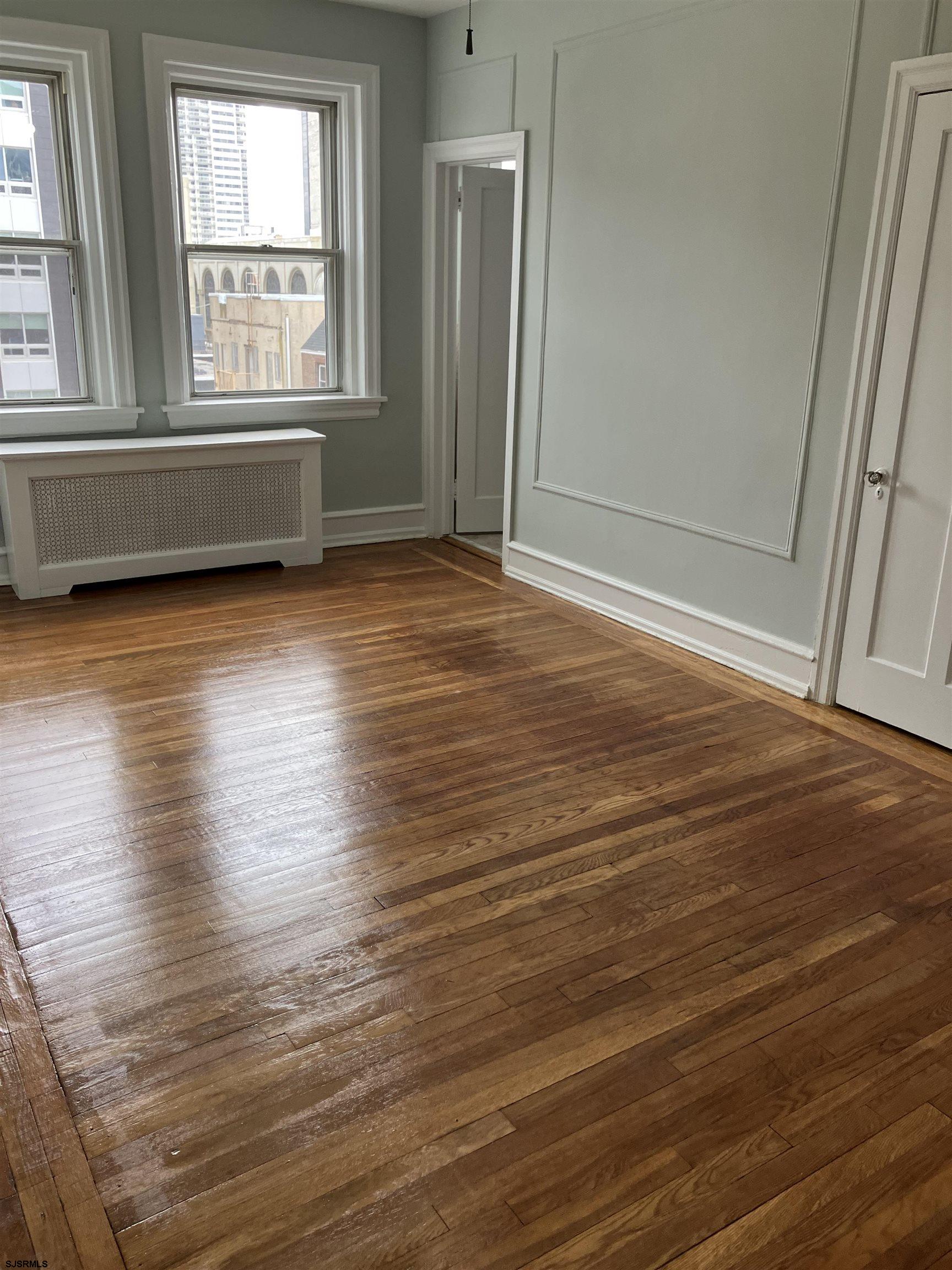 2 S Hartford Avenue Atlantic City NJ 08401
