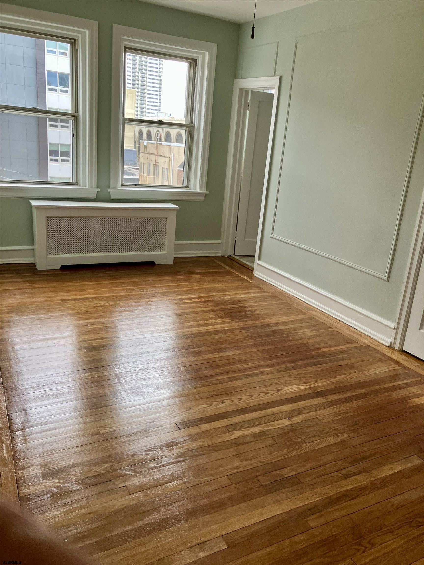 2 S Hartford Avenue Atlantic City NJ 08401