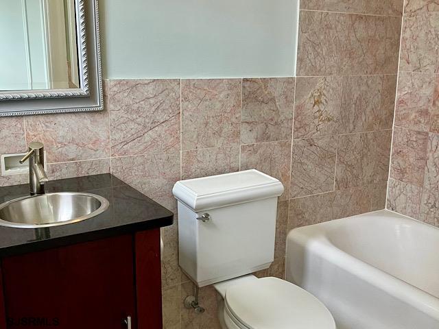 2 S Hartford Avenue Atlantic City NJ 08401