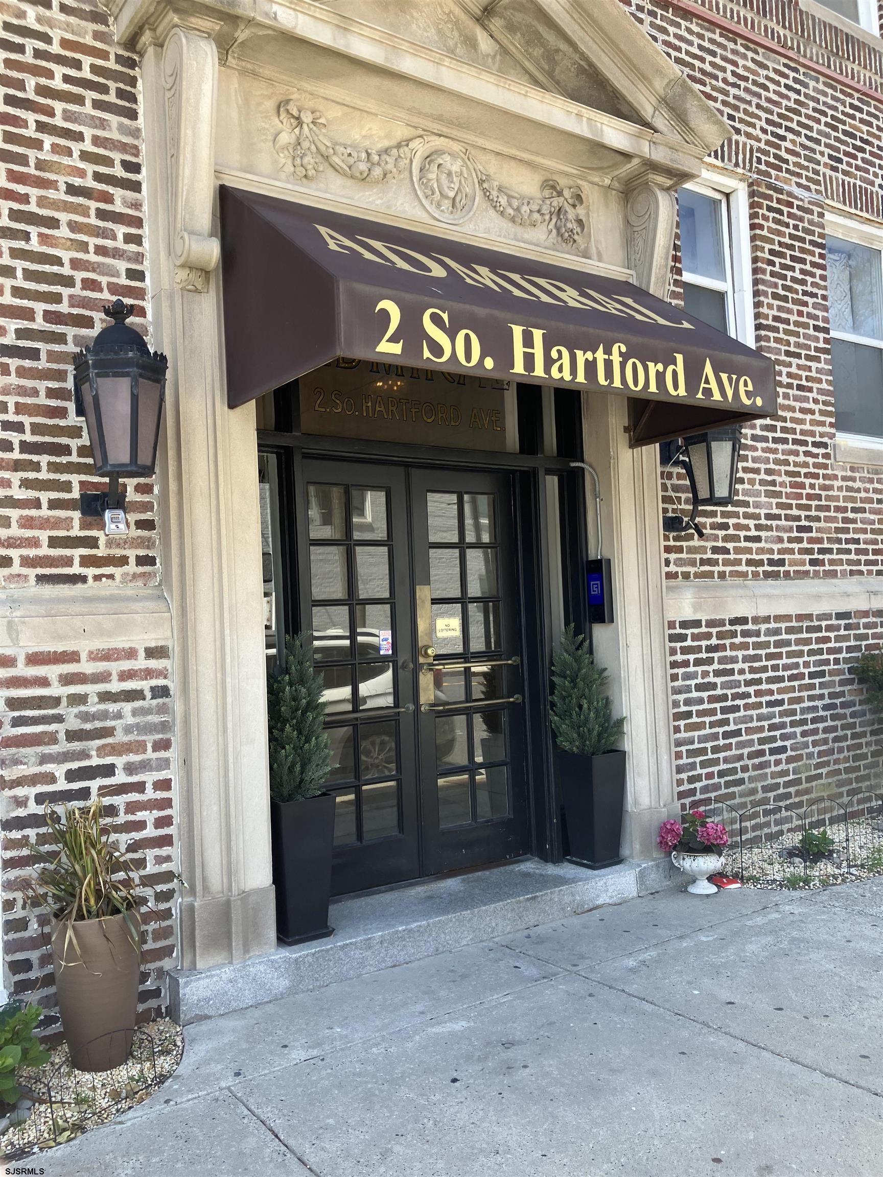 2 S Hartford Avenue Atlantic City NJ 08401