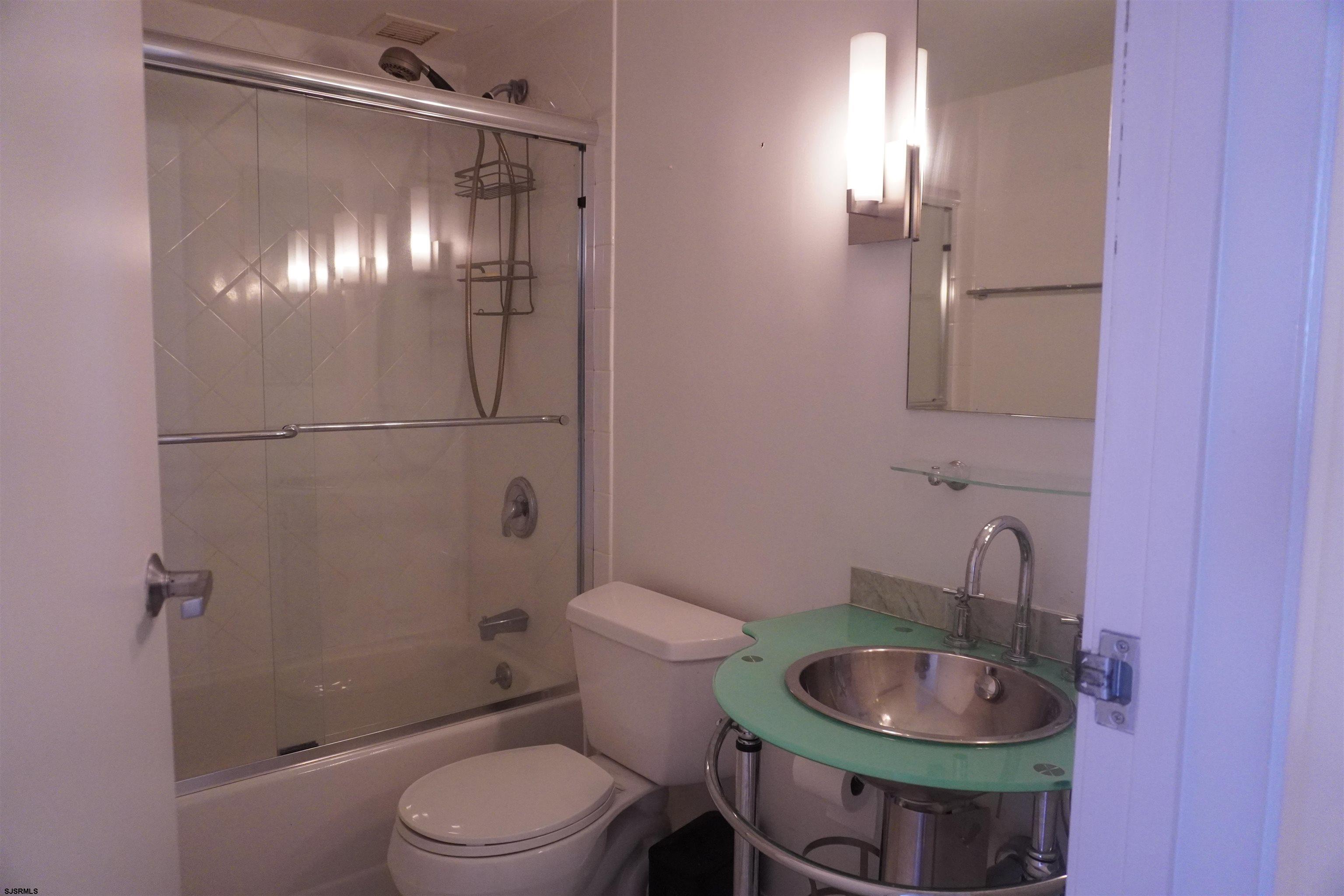 526 Pacific Avenue Atlantic City NJ 08401