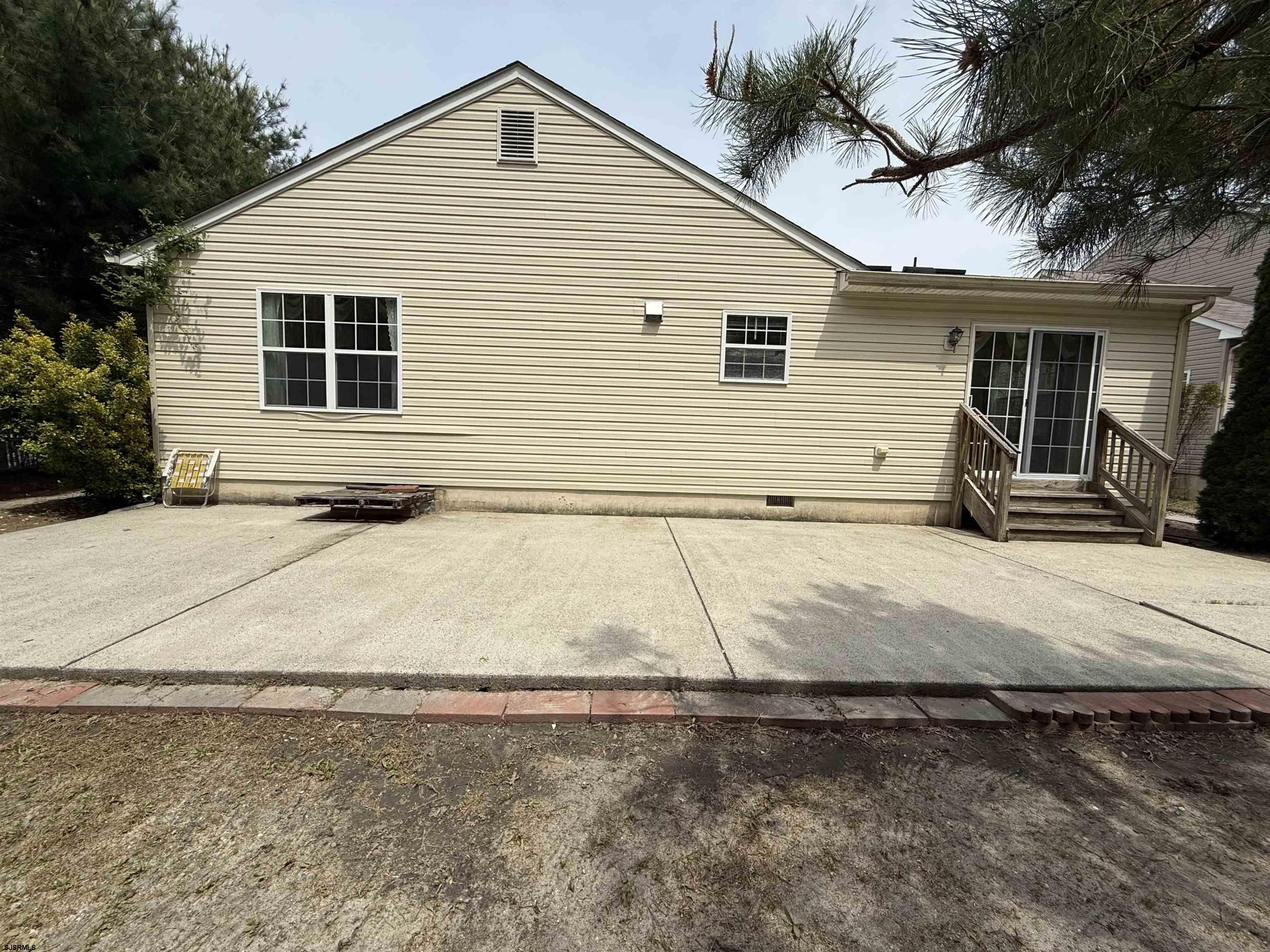 2 Club House Lane Hamilton Township NJ 08330