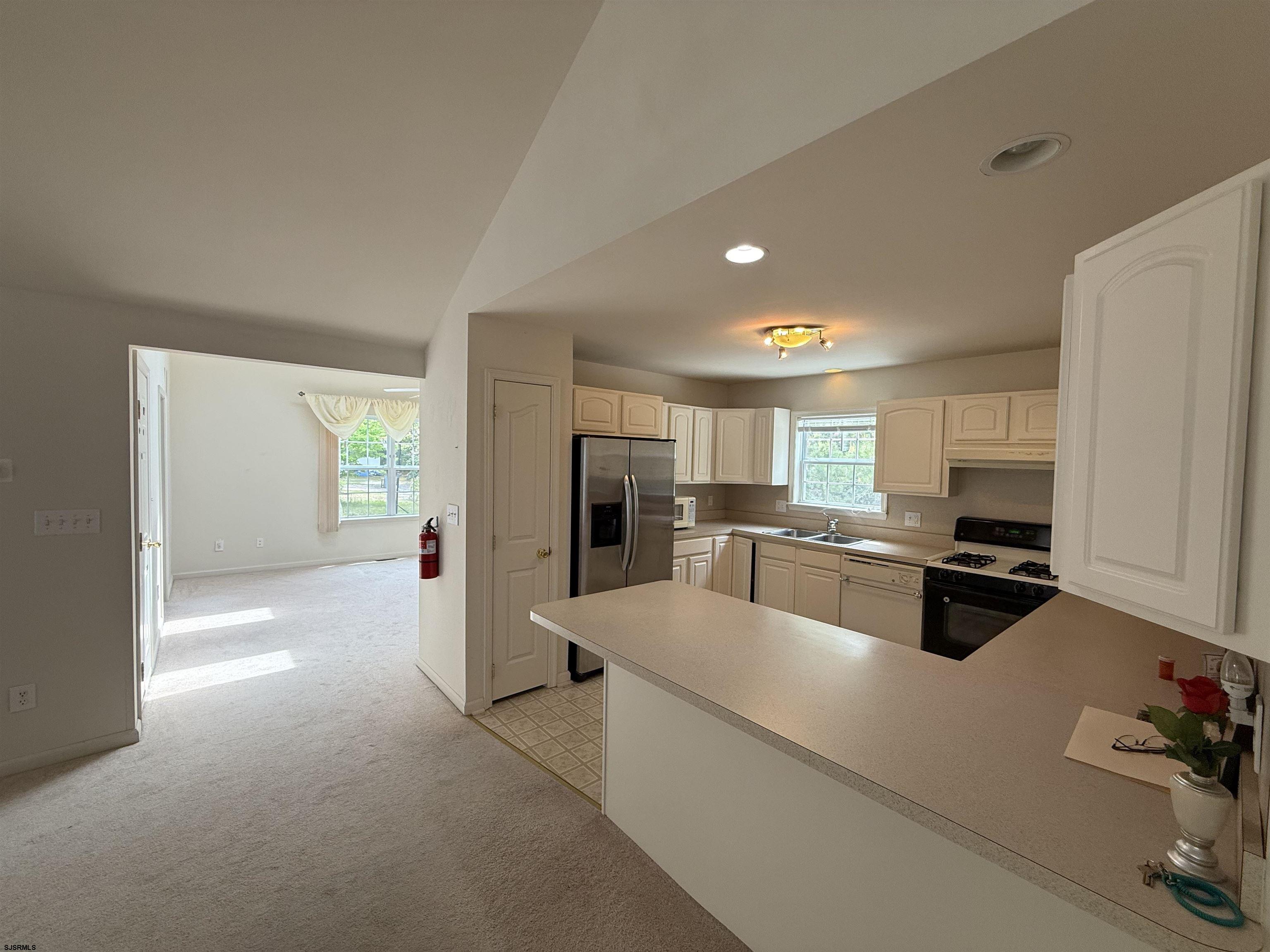 2 Club House Lane Hamilton Township NJ 08330
