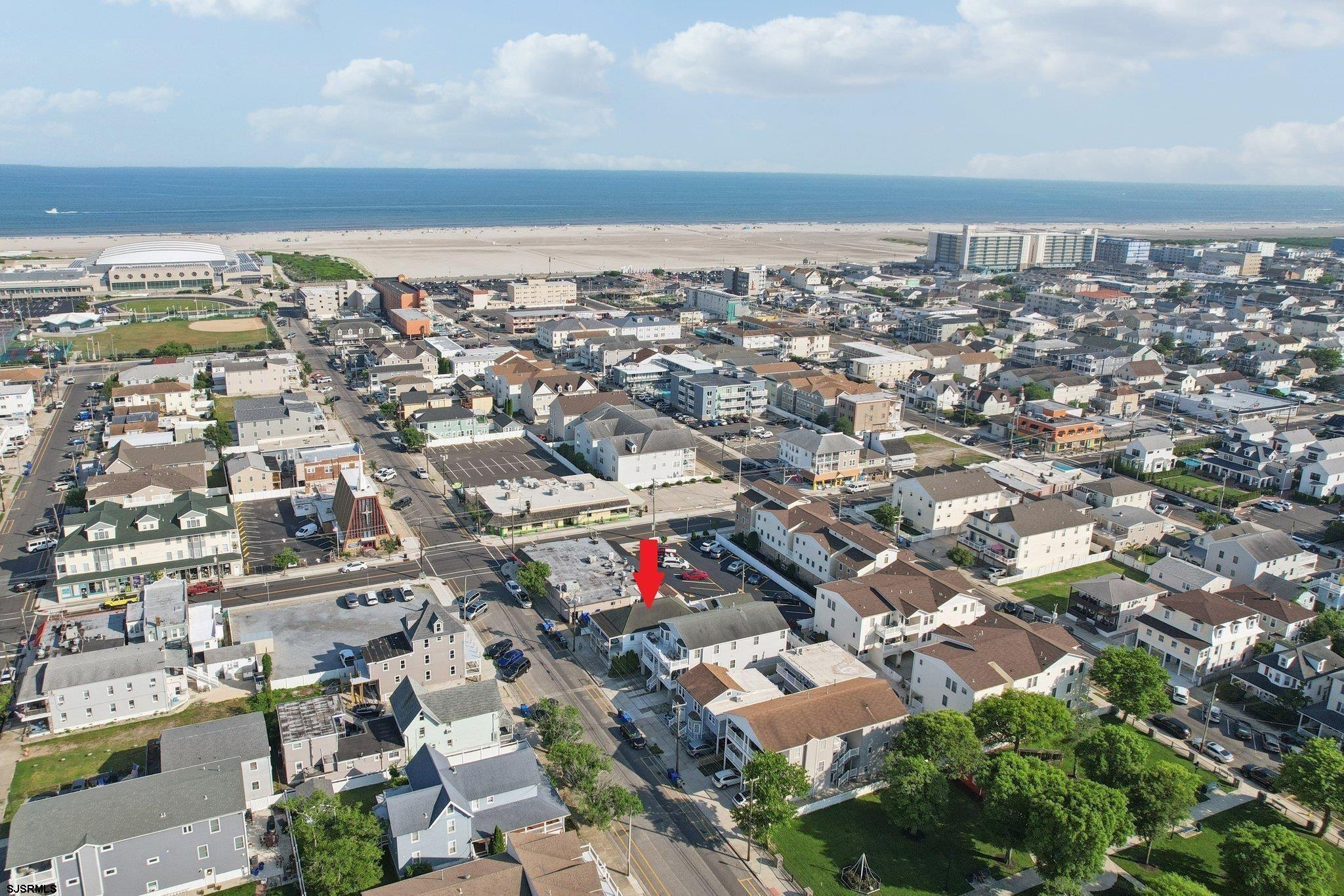 148 E Burk Avenue Wildwood NJ 08260-1647