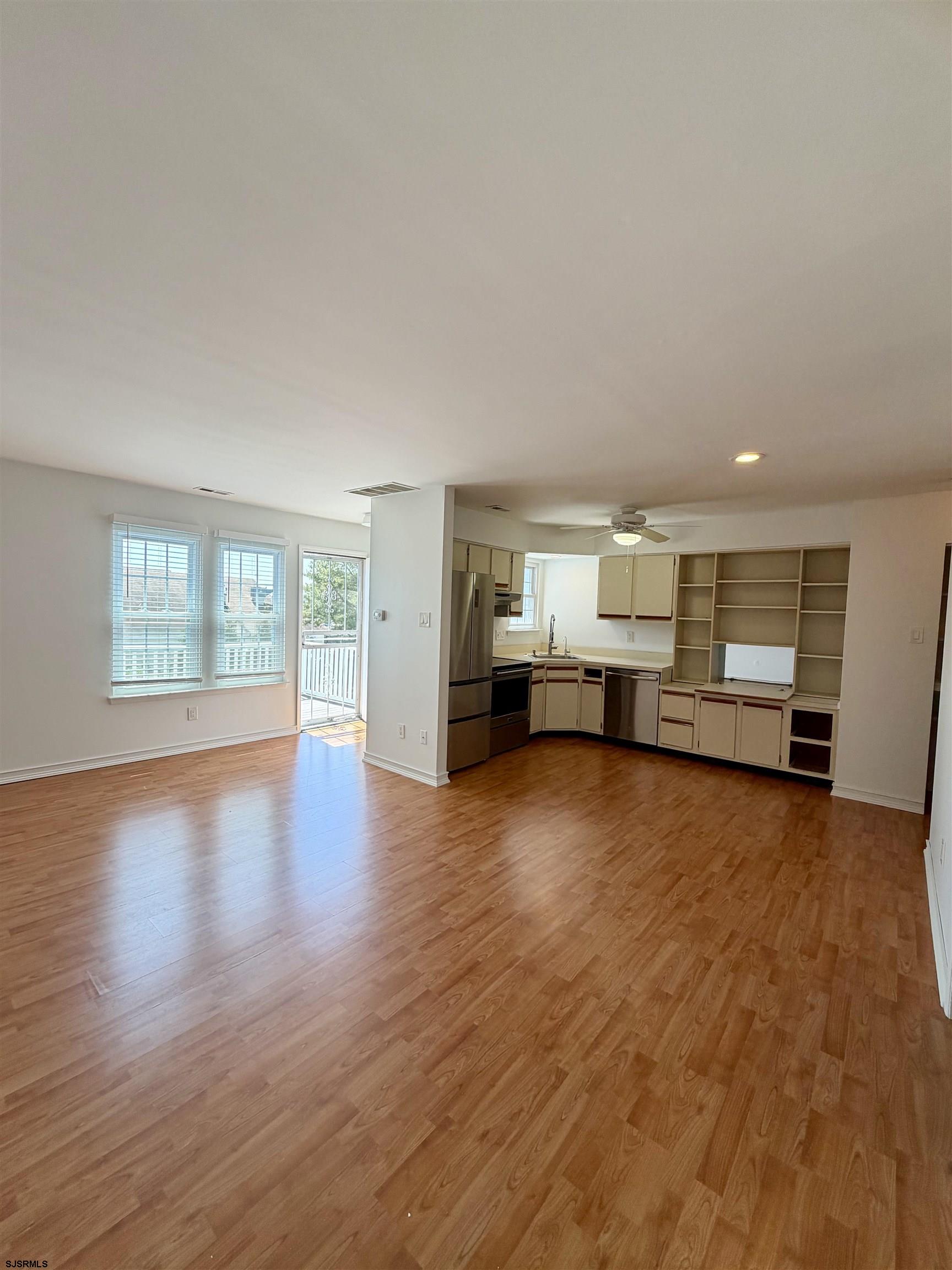 312 London Court Egg Harbor Township NJ 08234