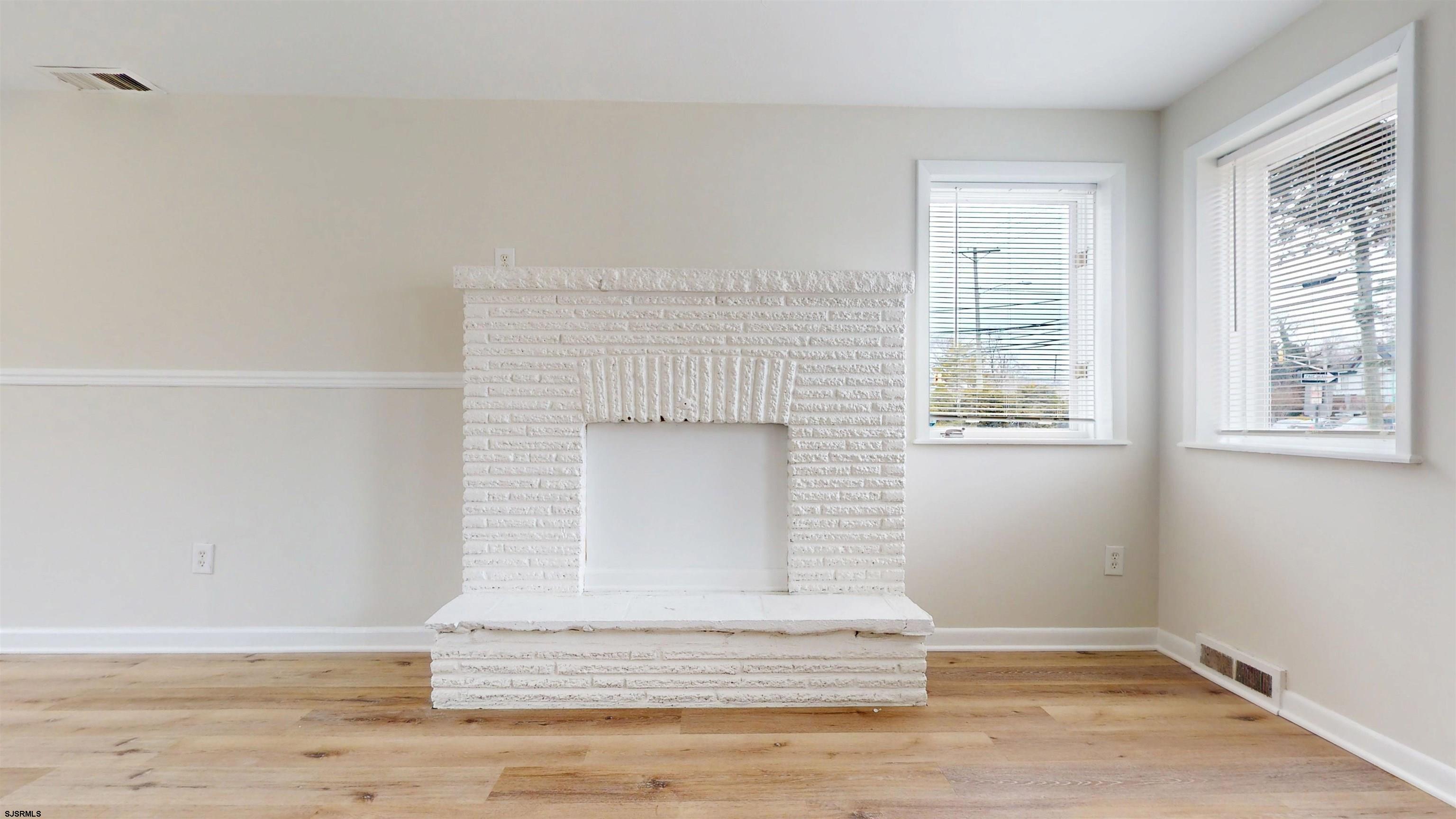 4 E Mill Road Northfield NJ 08225