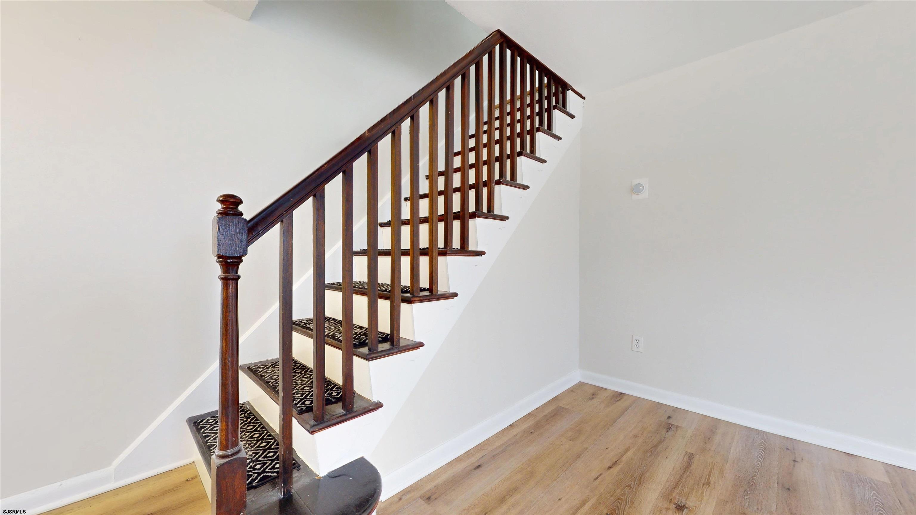 4 E Mill Road Northfield NJ 08225