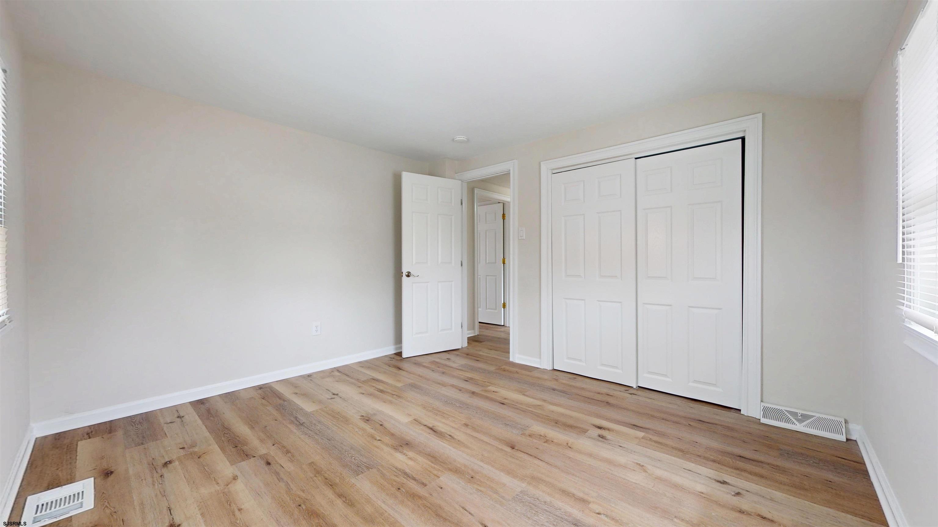 4 E Mill Road Northfield NJ 08225