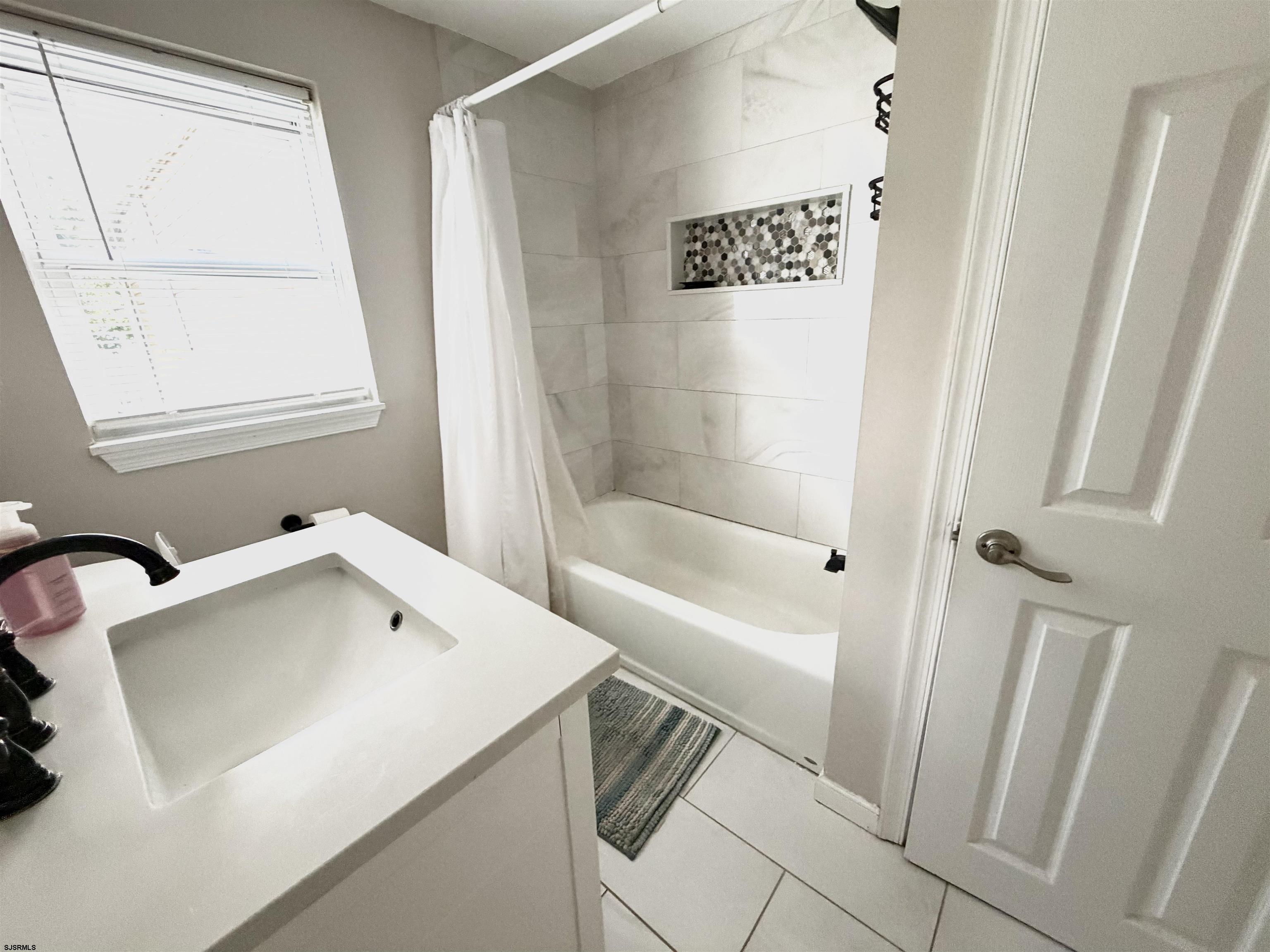 610 Shore Road Northfield NJ 08225
